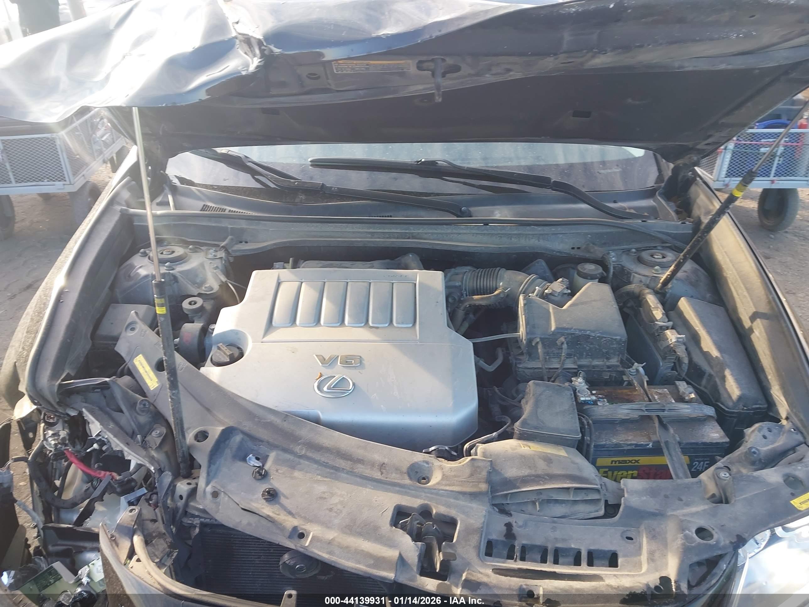 LEXUS ES image 10