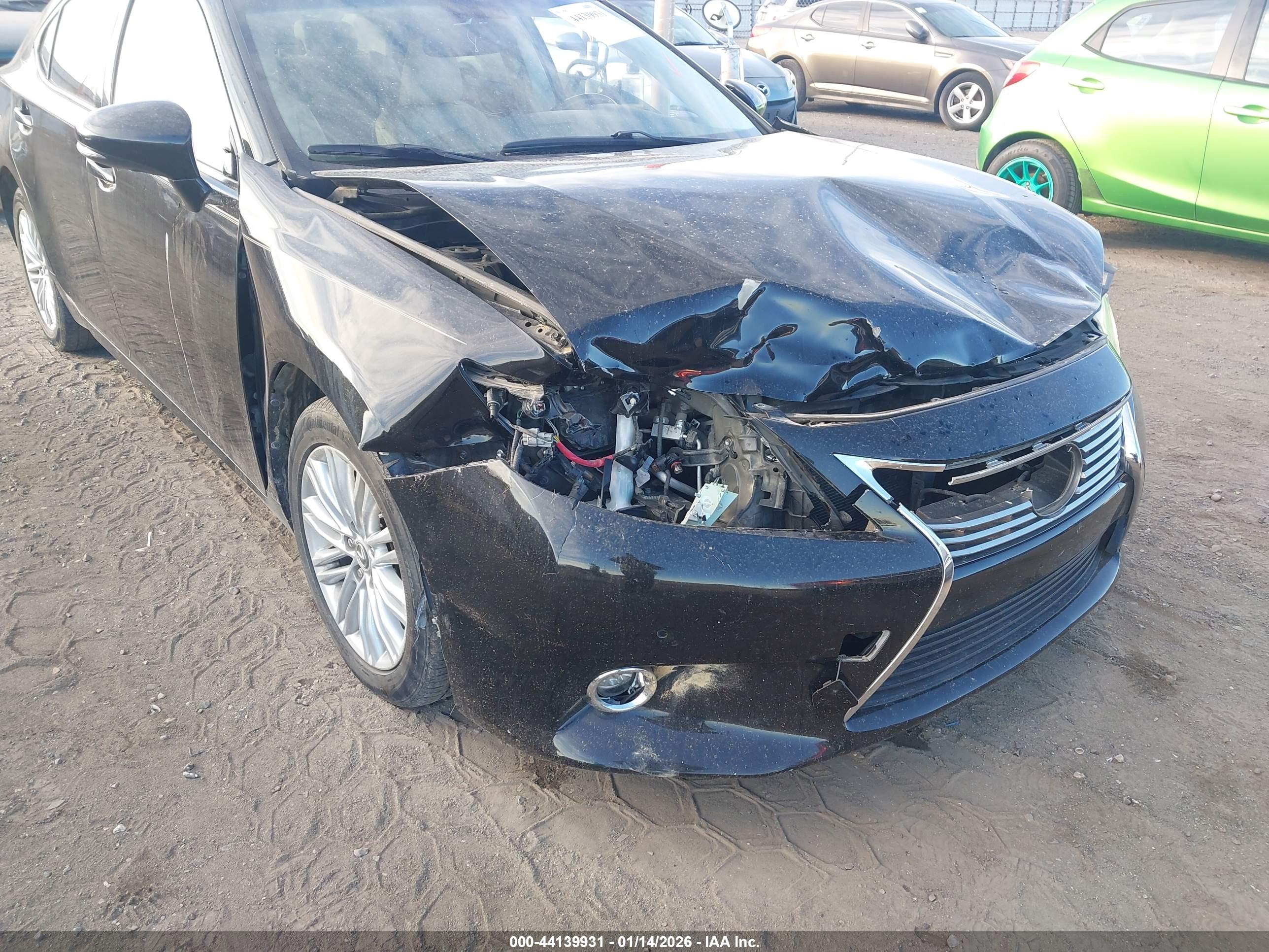 LEXUS ES image 6