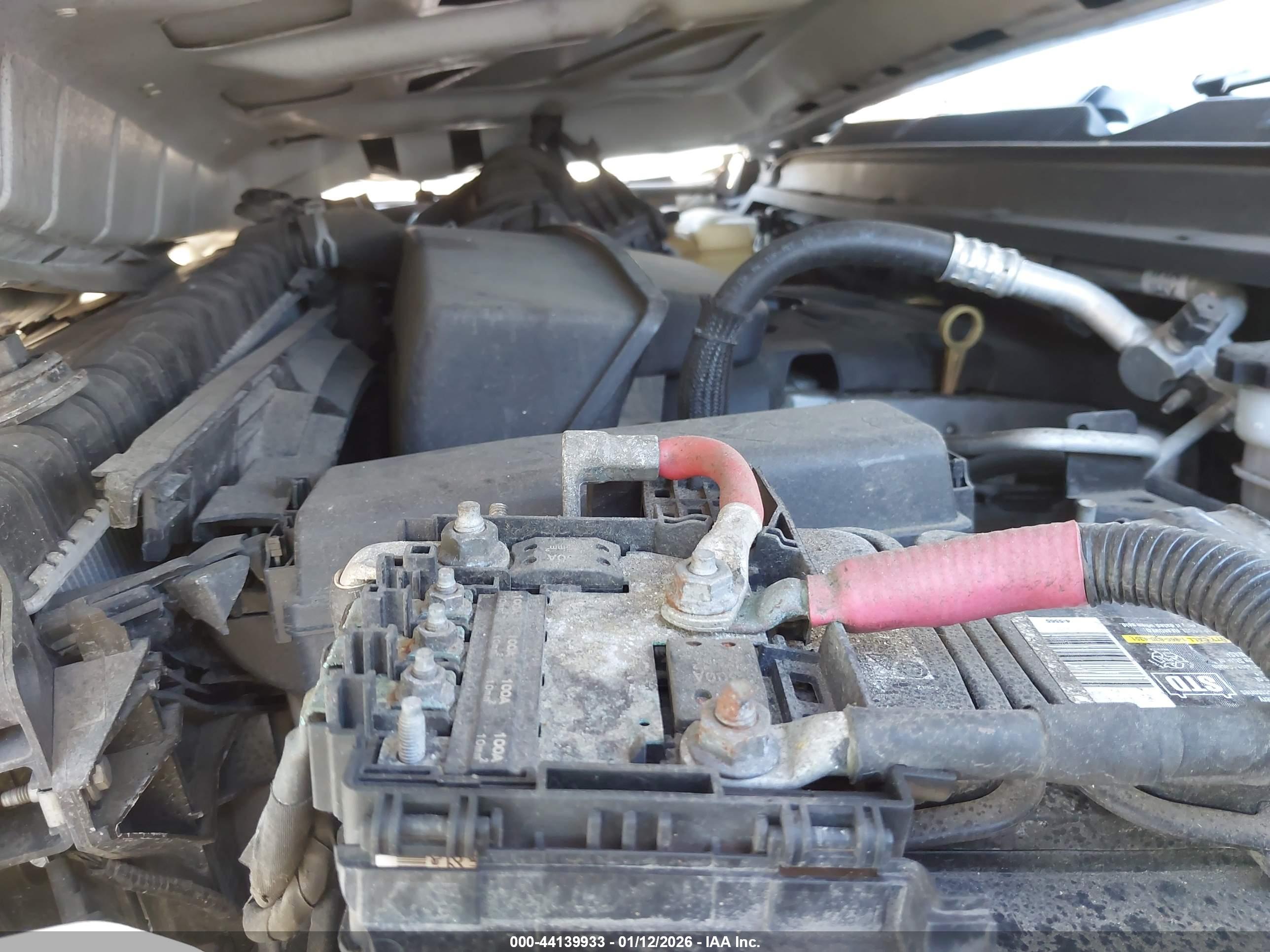 CHEVROLET COLORADO image 10