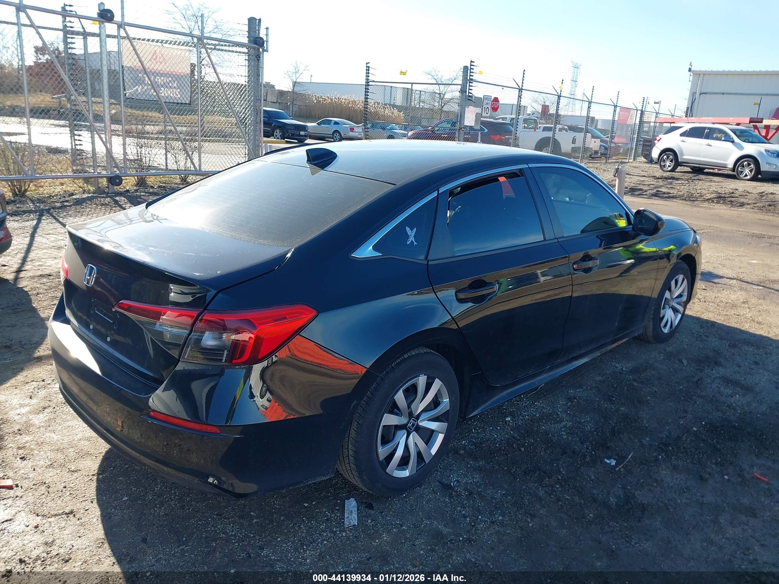 HONDA CIVIC image 4