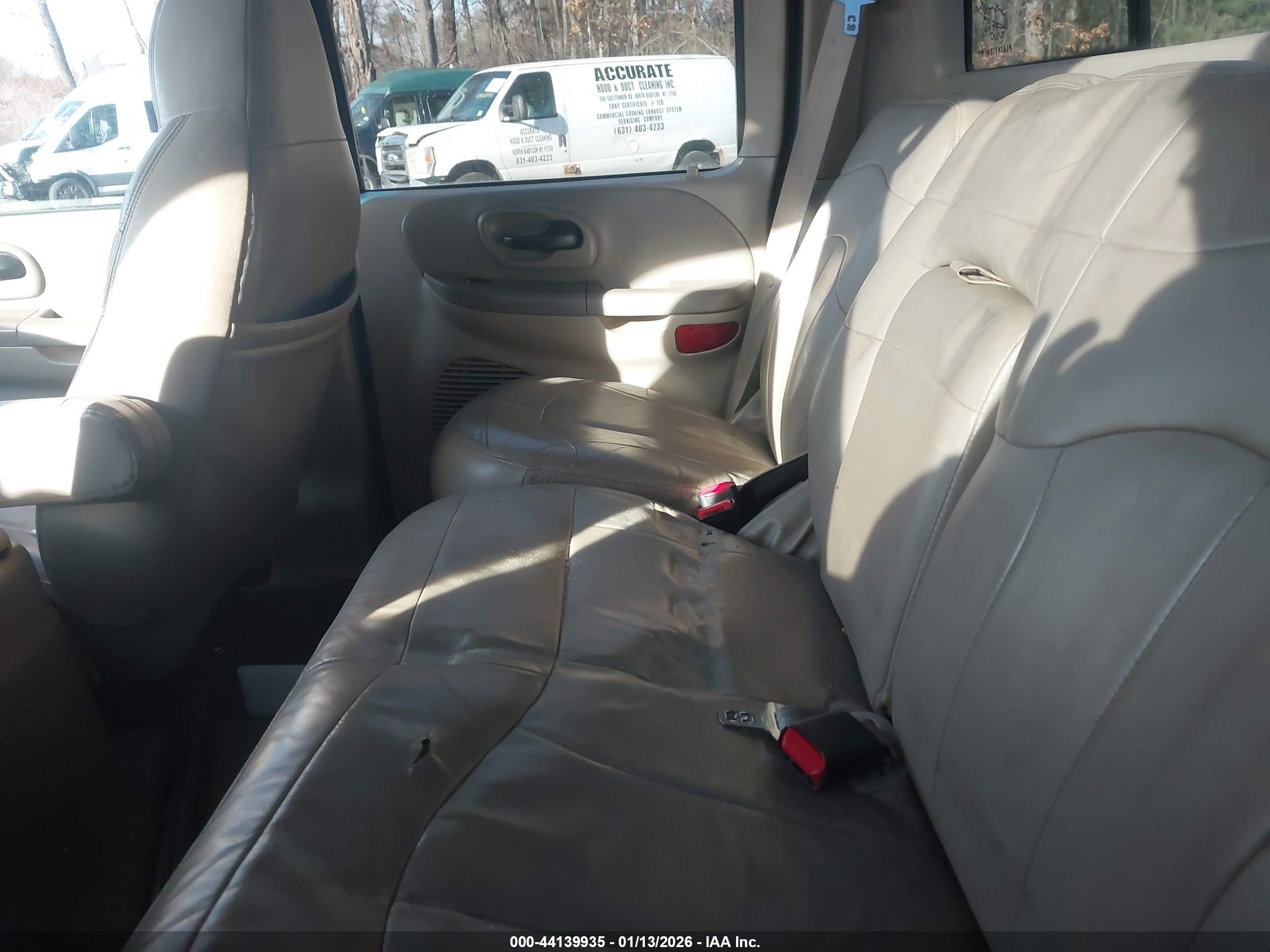 FORD F-150 image 8