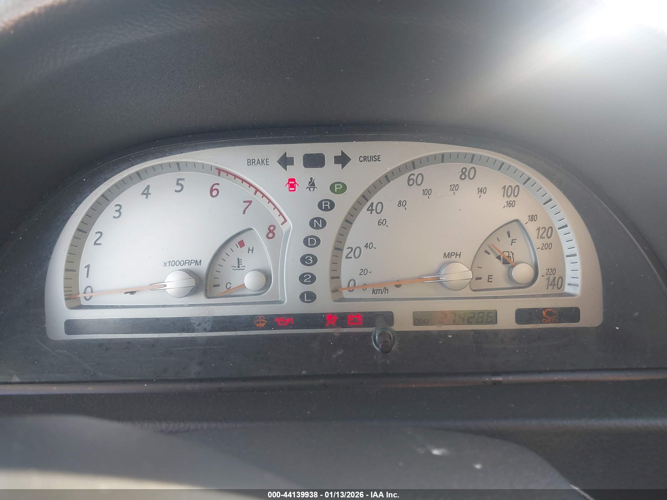 TOYOTA CAMRY image 7
