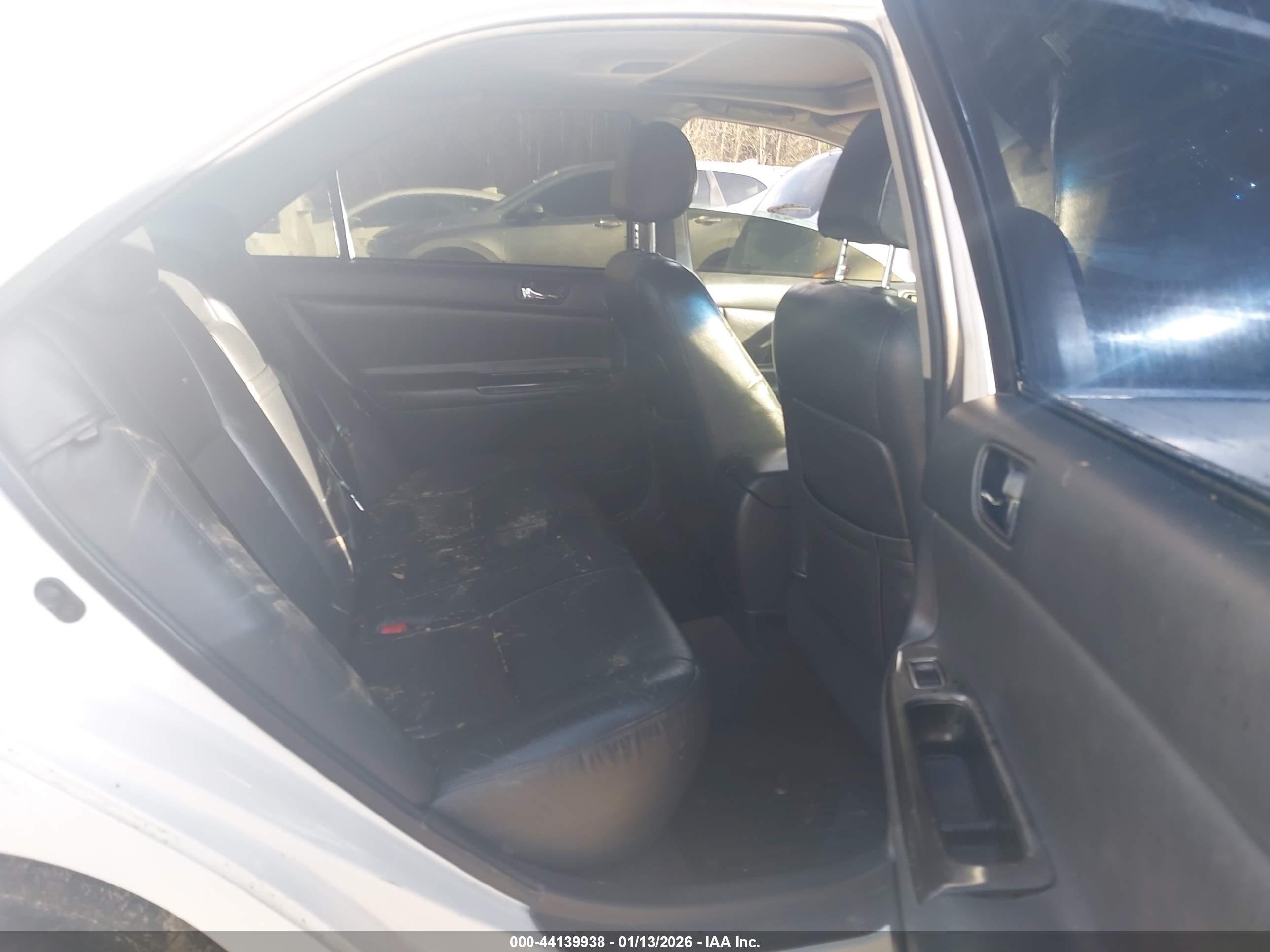 TOYOTA CAMRY image 8