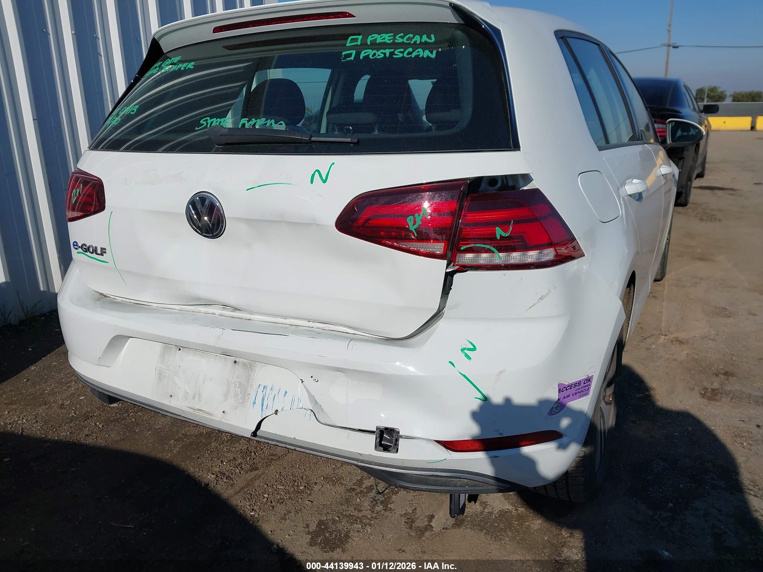 VOLKSWAGEN E-GOLF image 6