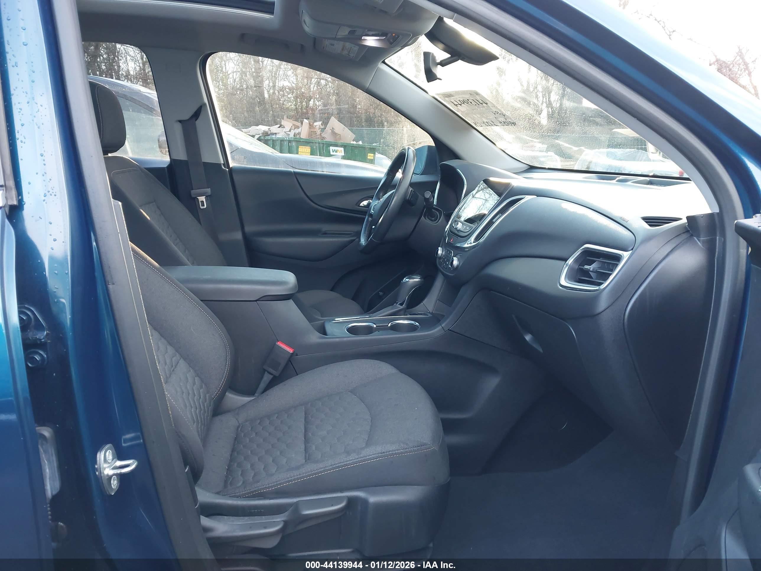 CHEVROLET EQUINOX image 5