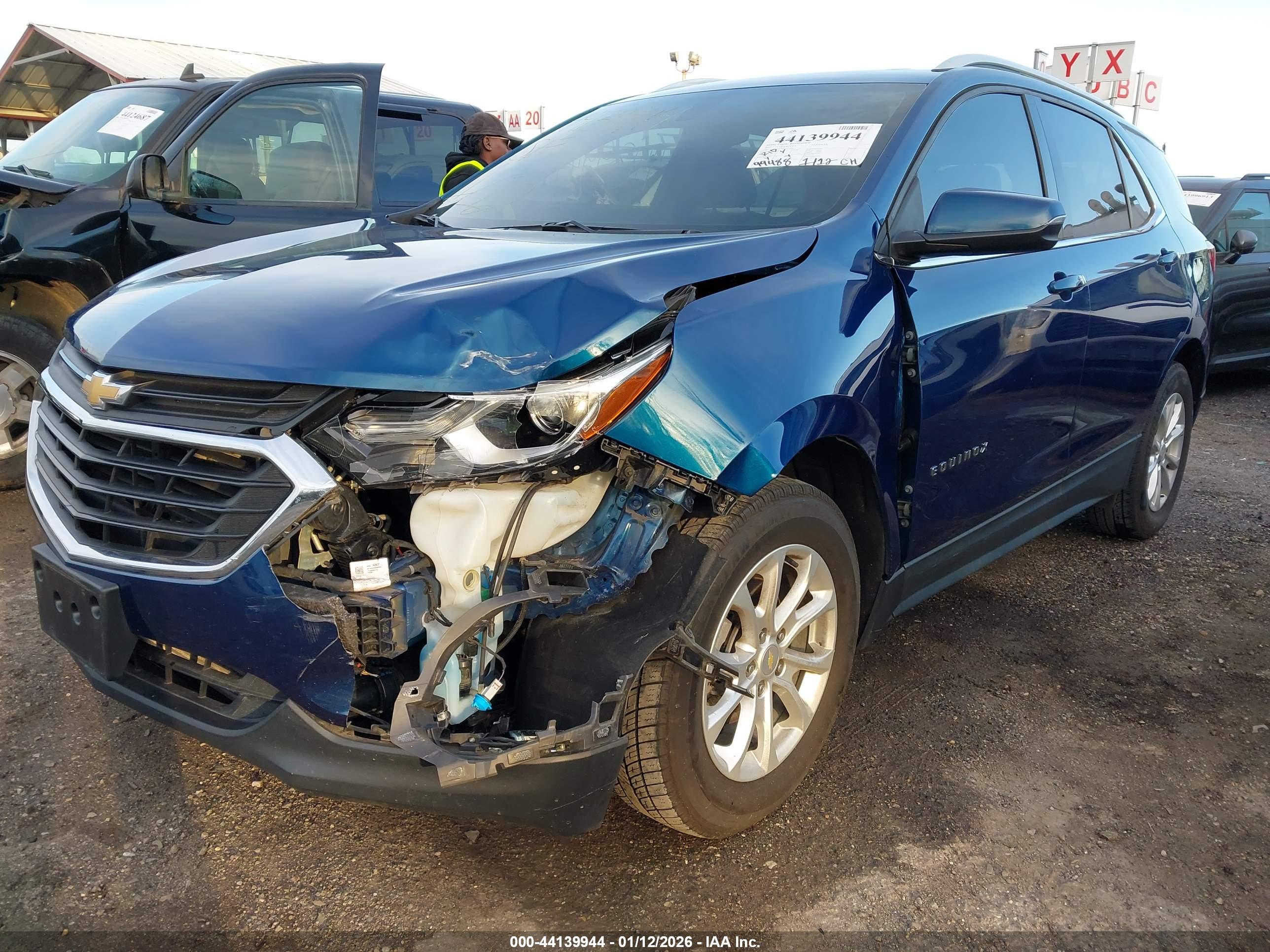 CHEVROLET EQUINOX image 6