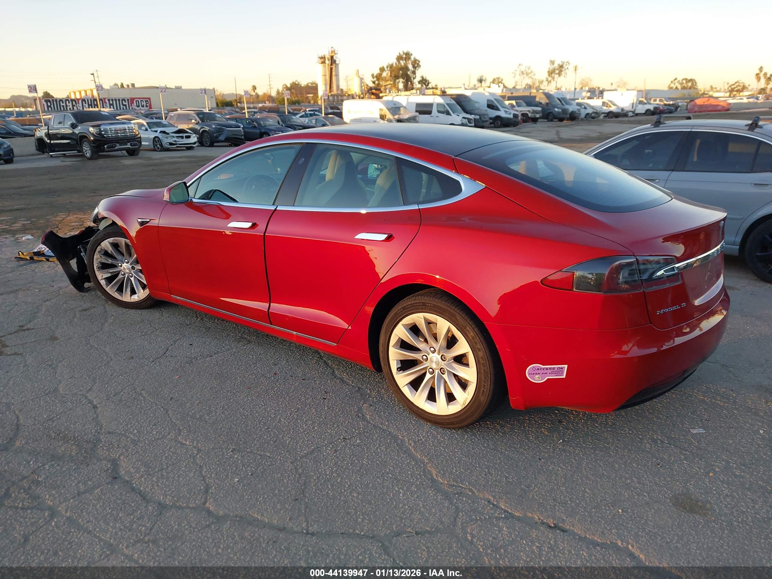 TESLA MODEL image 3