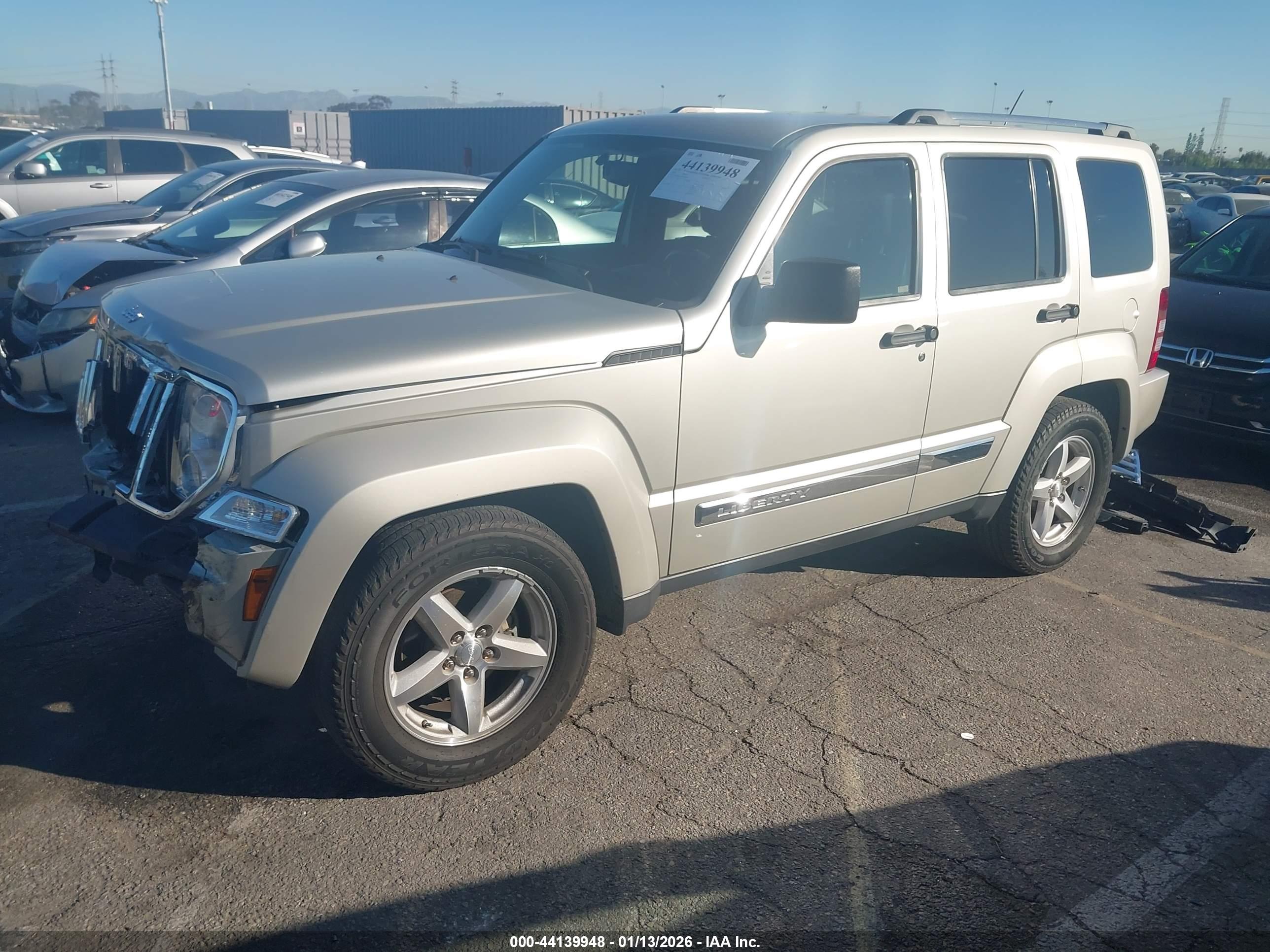 JEEP LIBERTY image 2