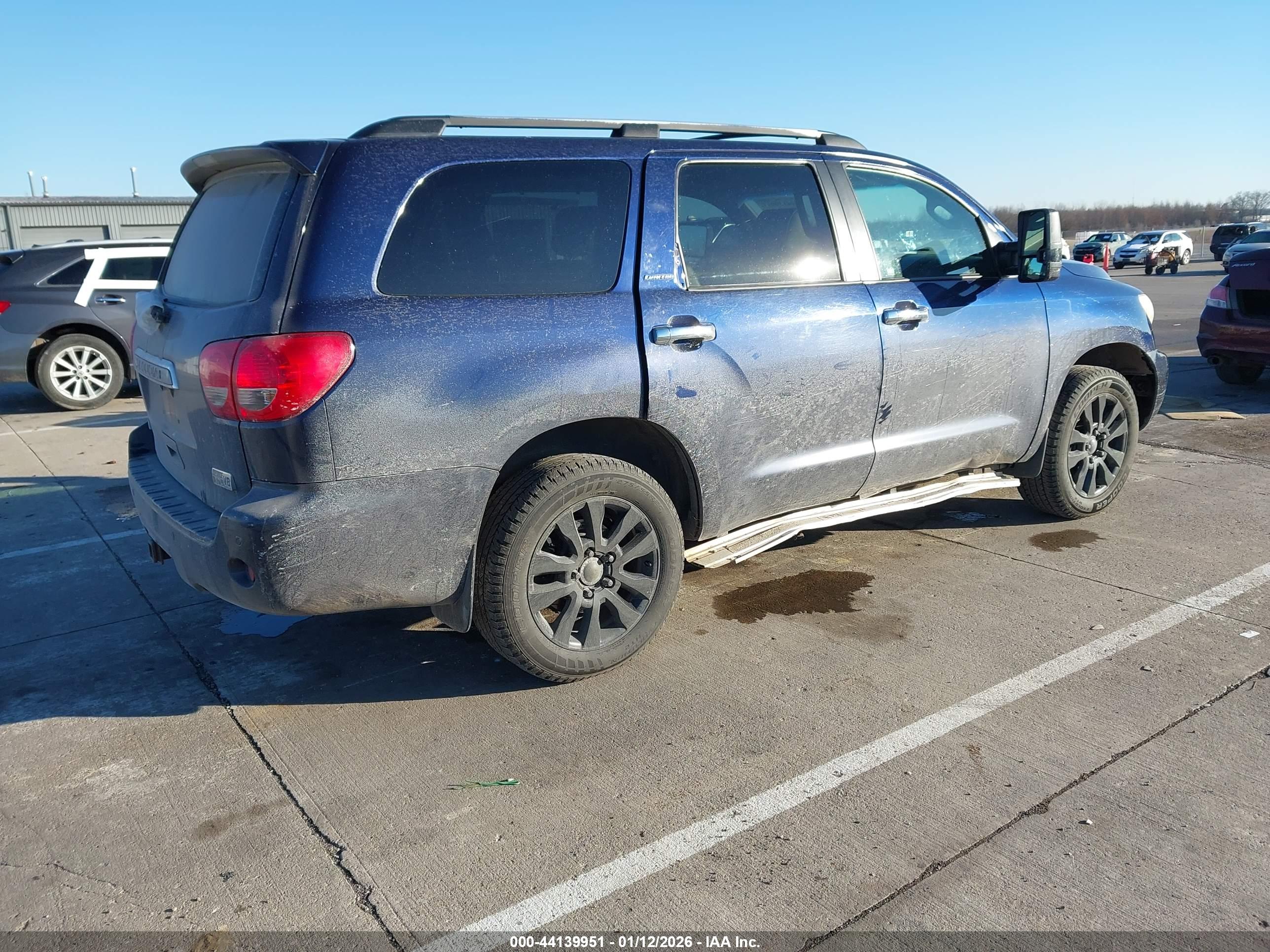 TOYOTA SEQUOIA image 4