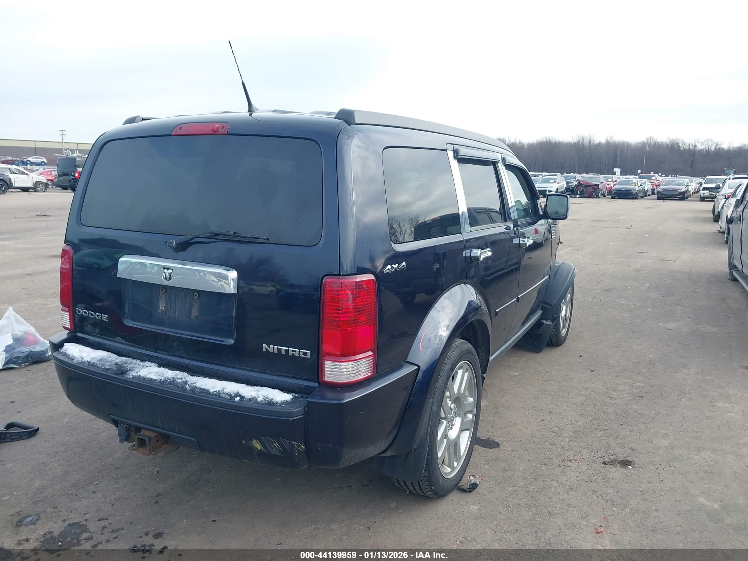 DODGE NITRO image 4