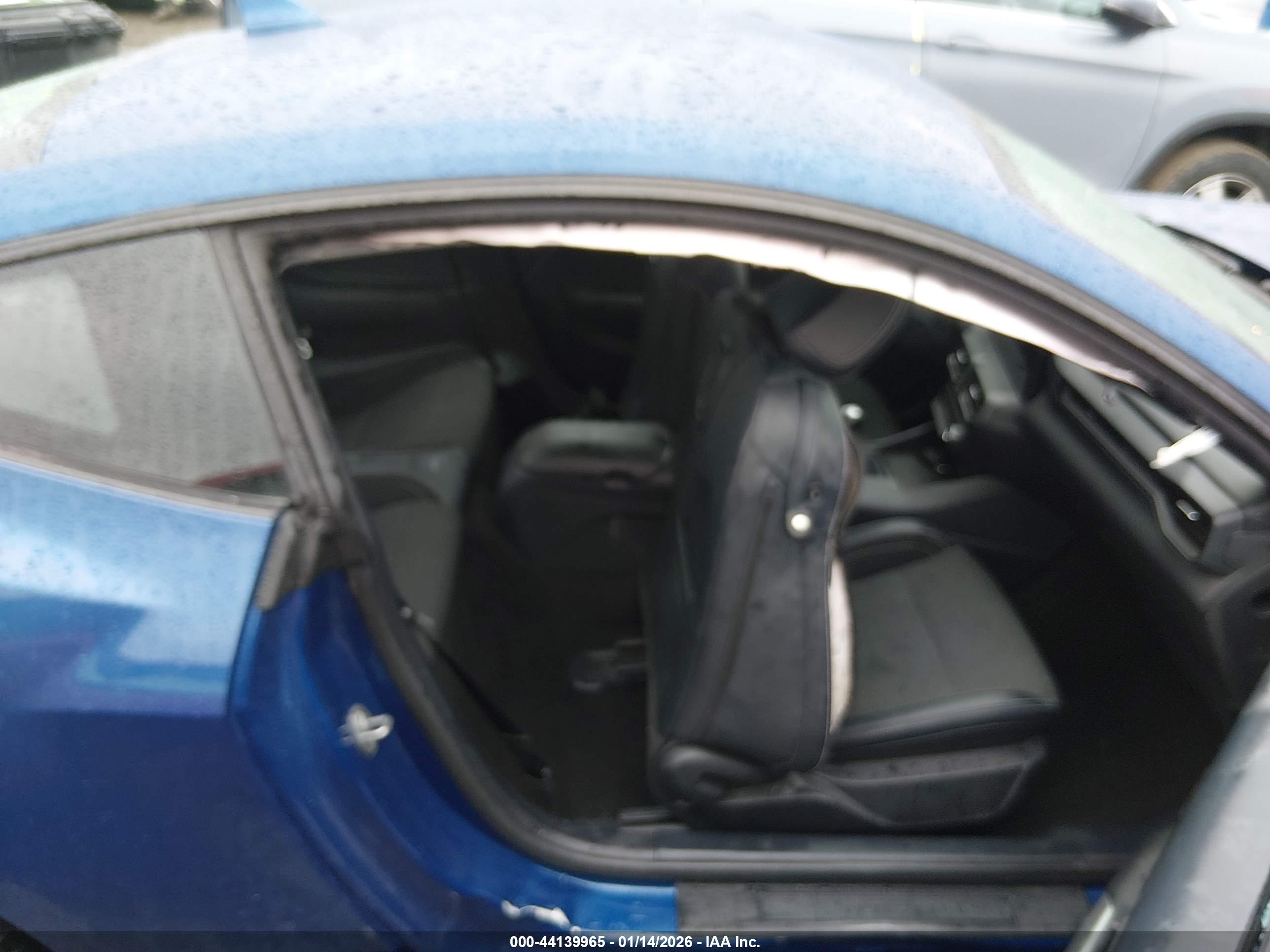 FORD MUSTANG image 8