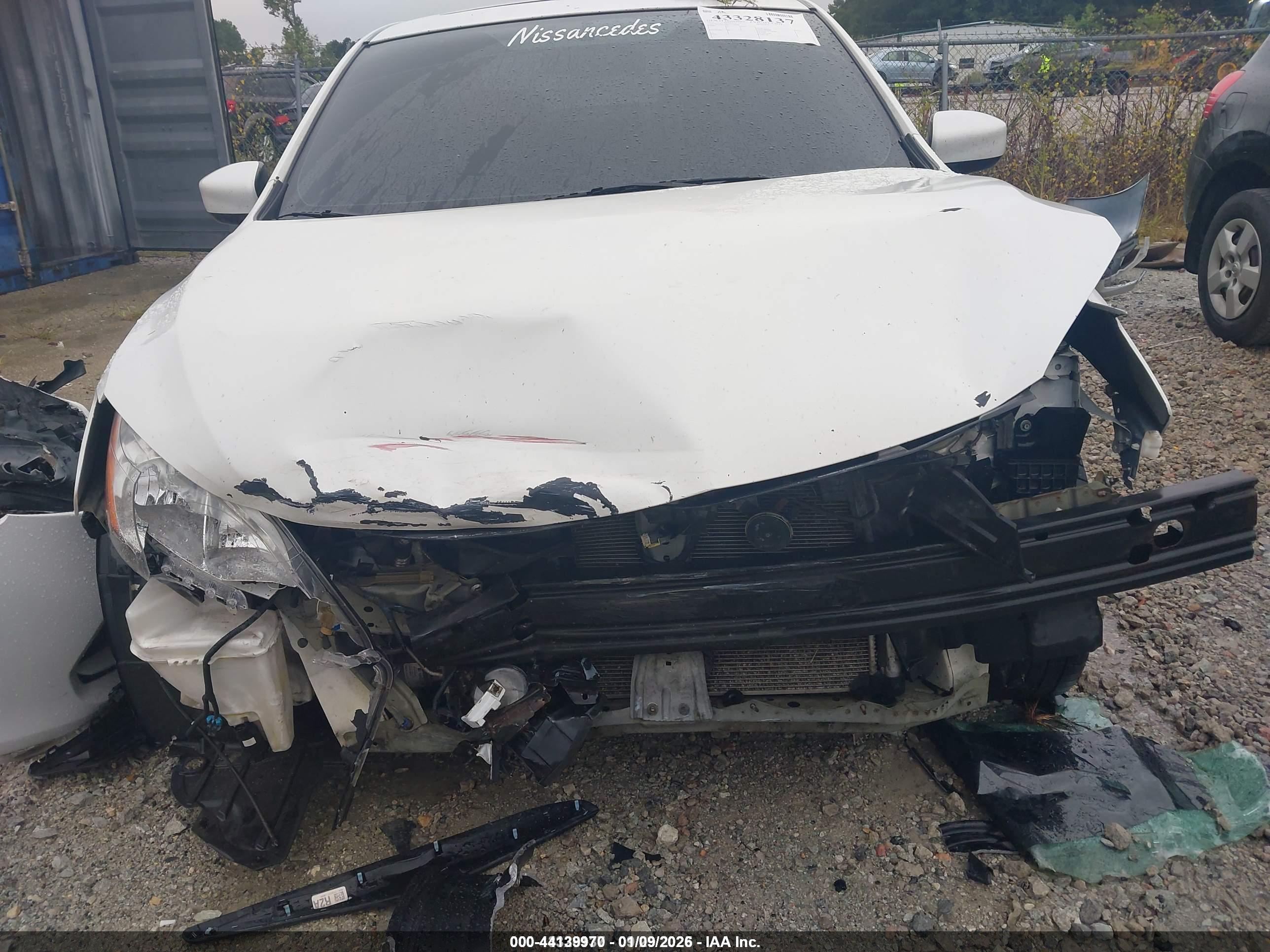NISSAN SENTRA image 6