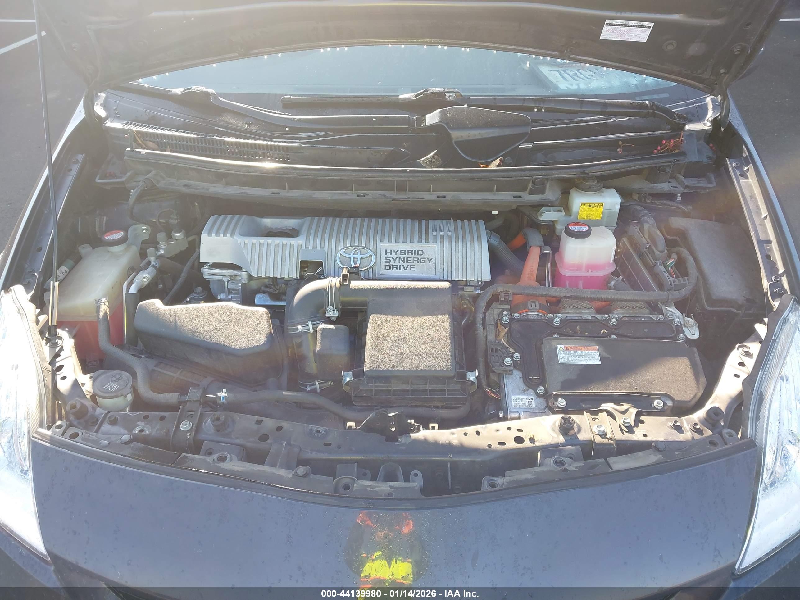 TOYOTA PRIUS image 10