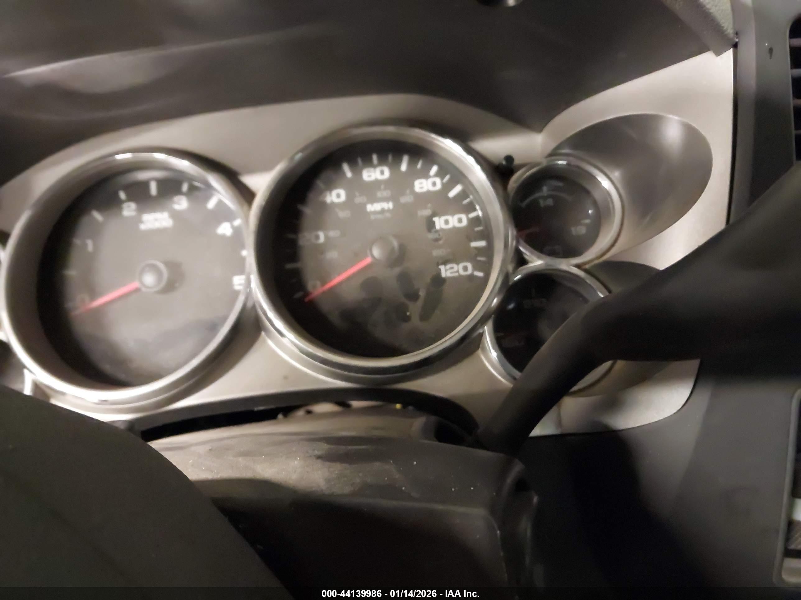 CHEVROLET SILVERADO image 7