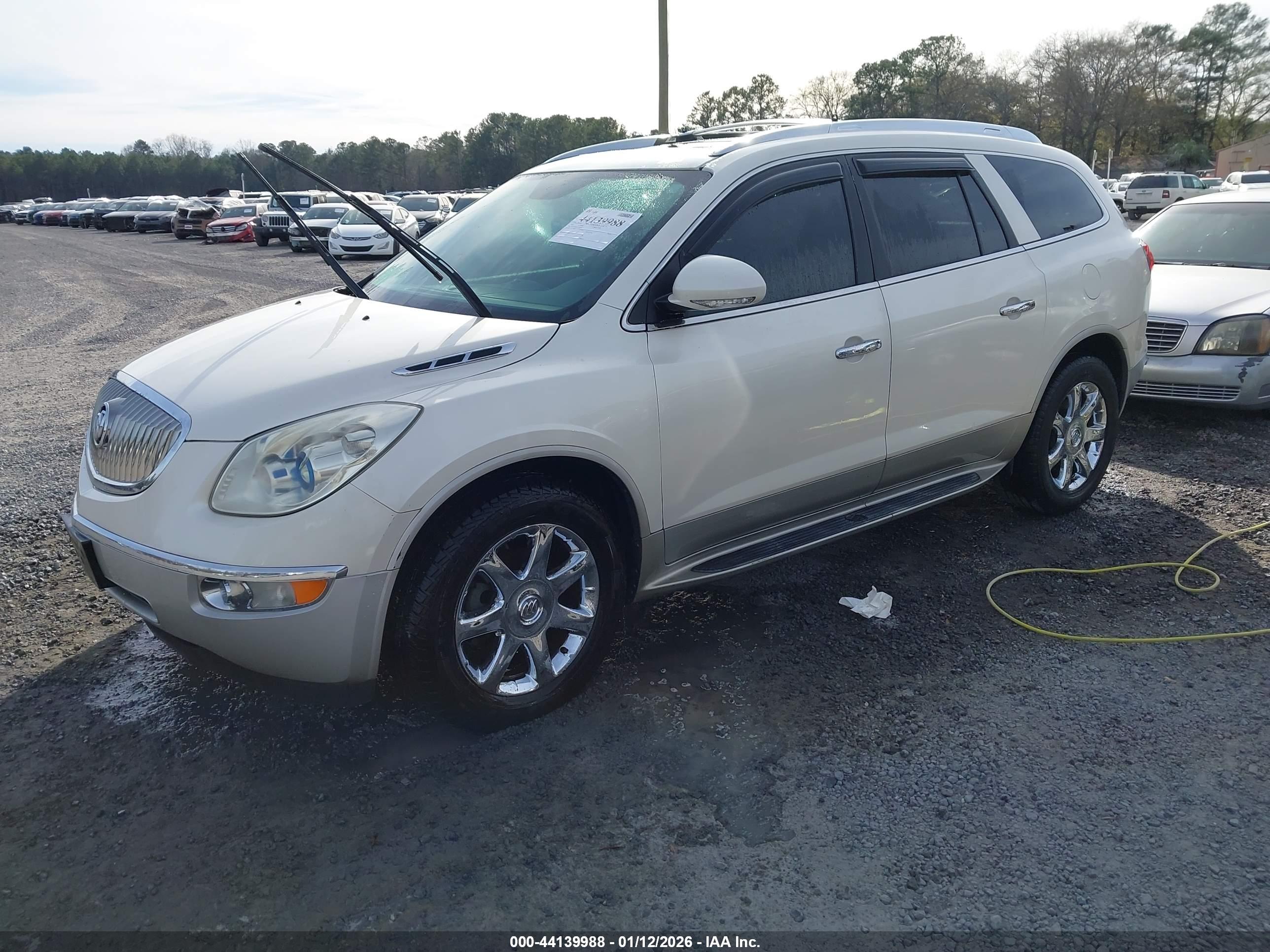 BUICK ENCLAVE image 2
