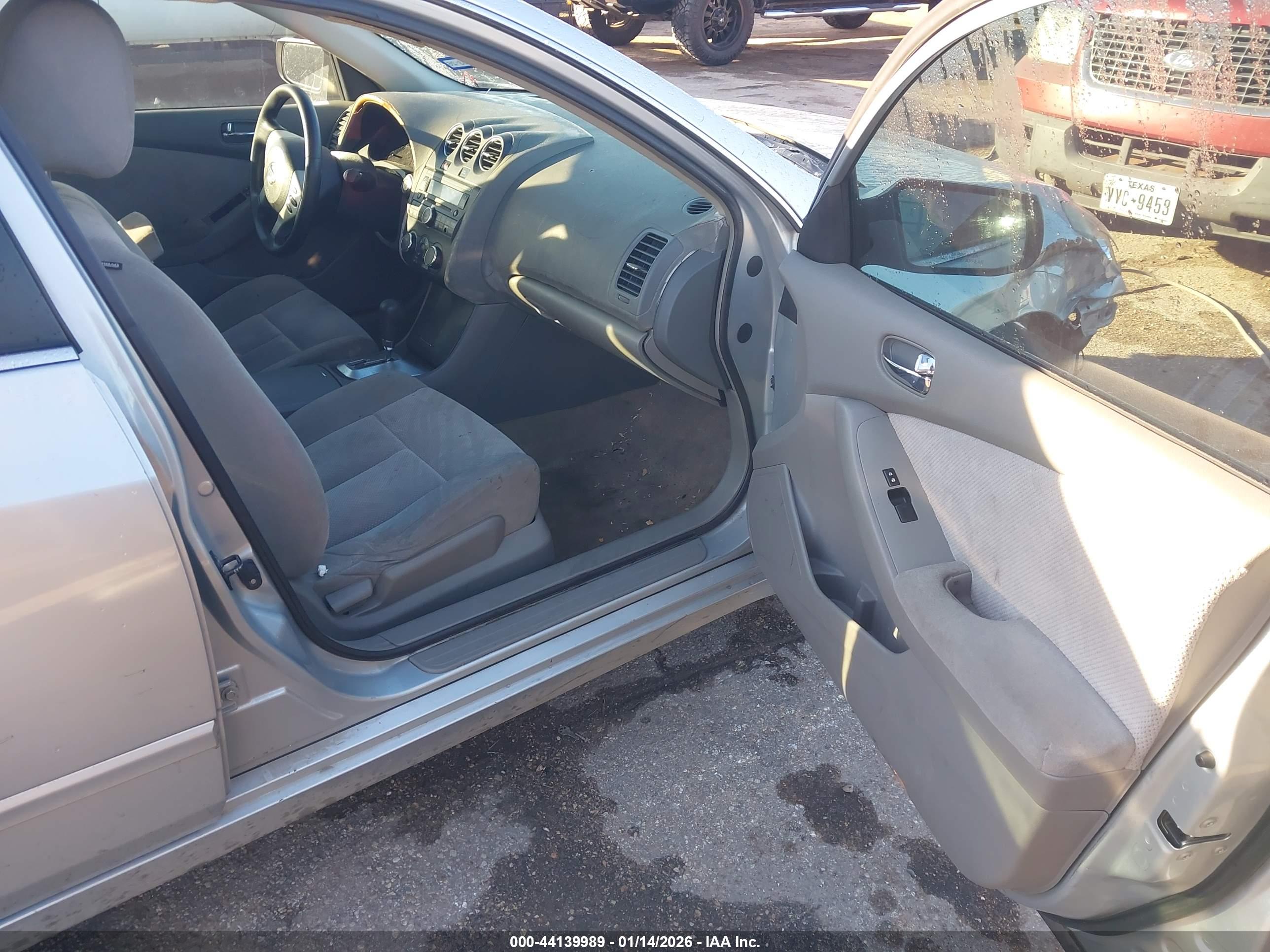 NISSAN ALTIMA image 5