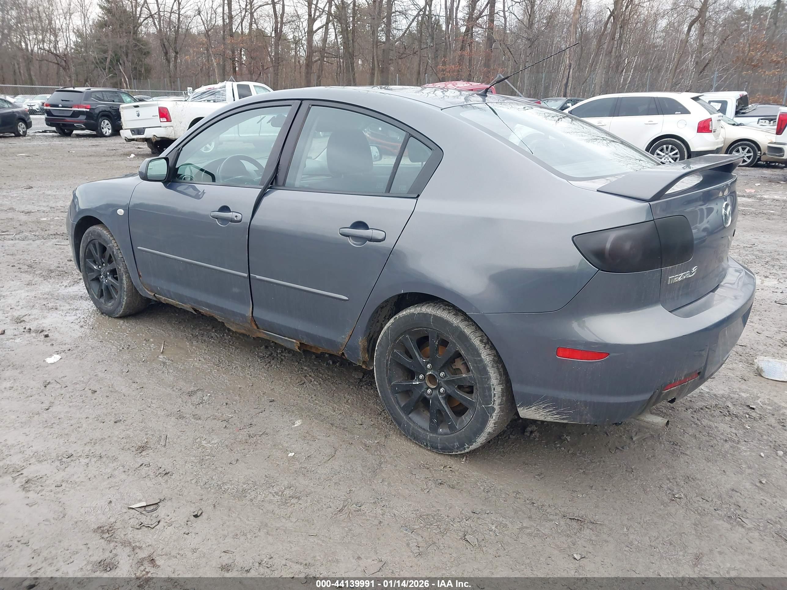 MAZDA MAZDA3 image 3