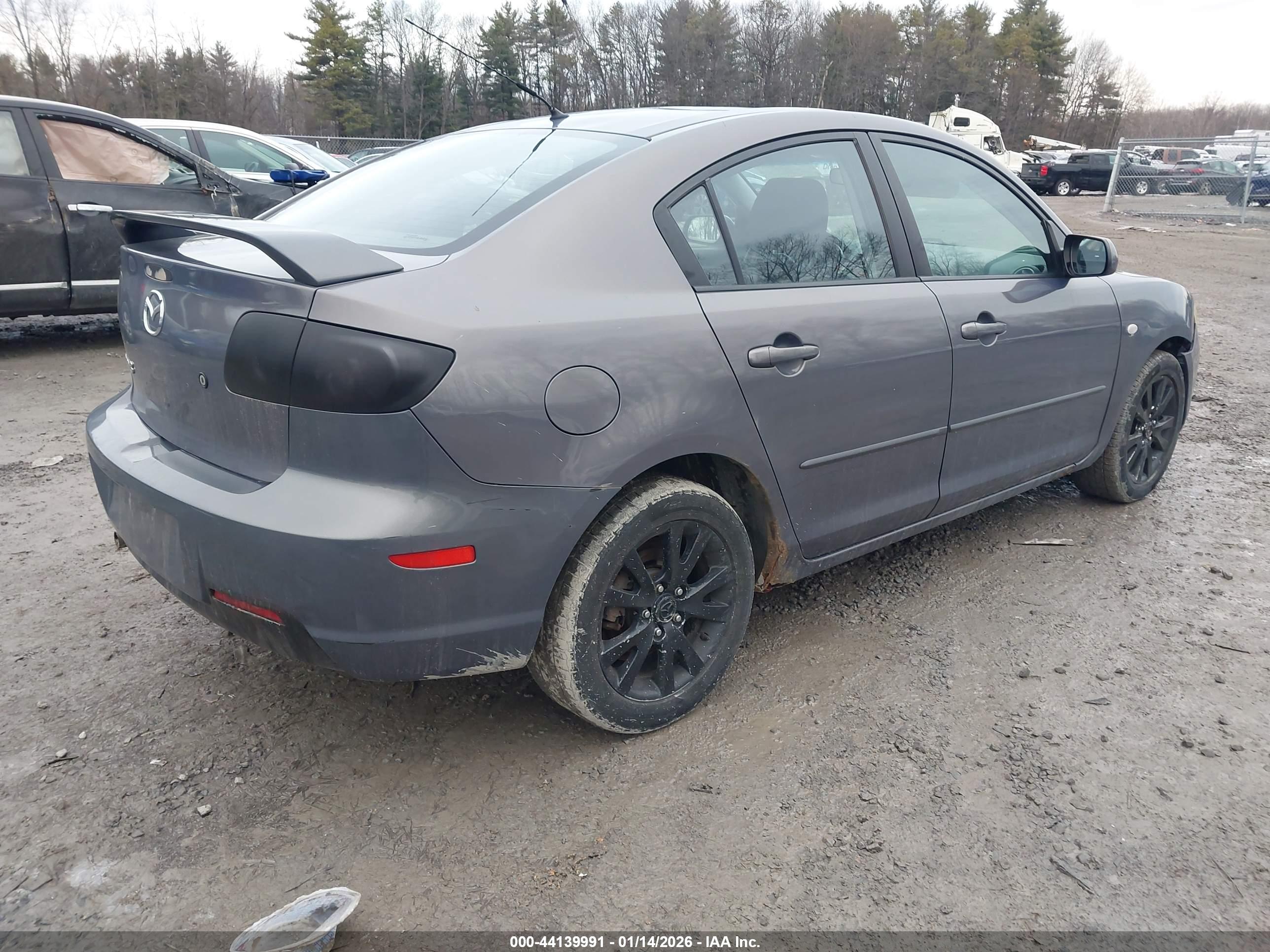 MAZDA MAZDA3 image 4