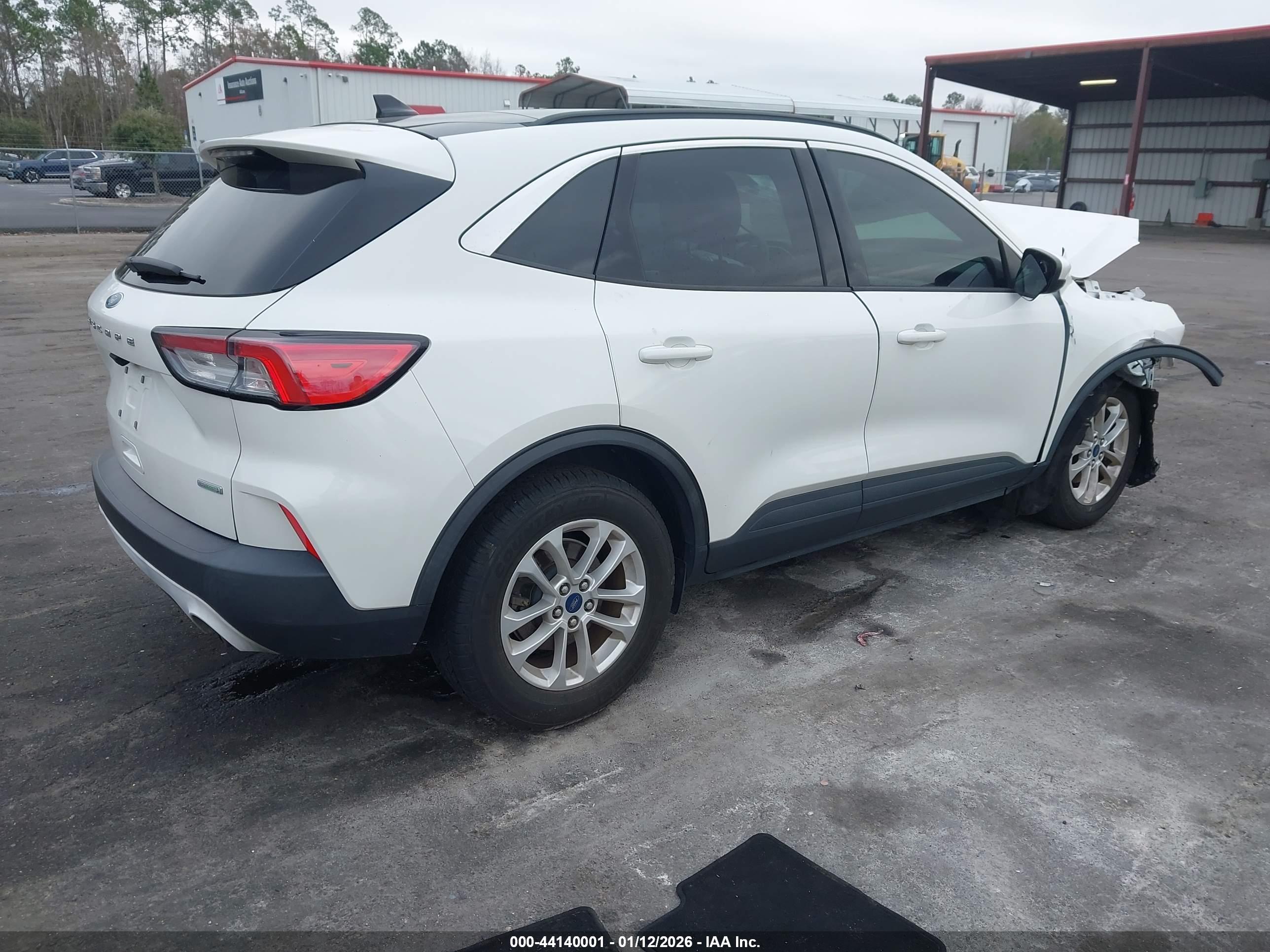 FORD ESCAPE image 4