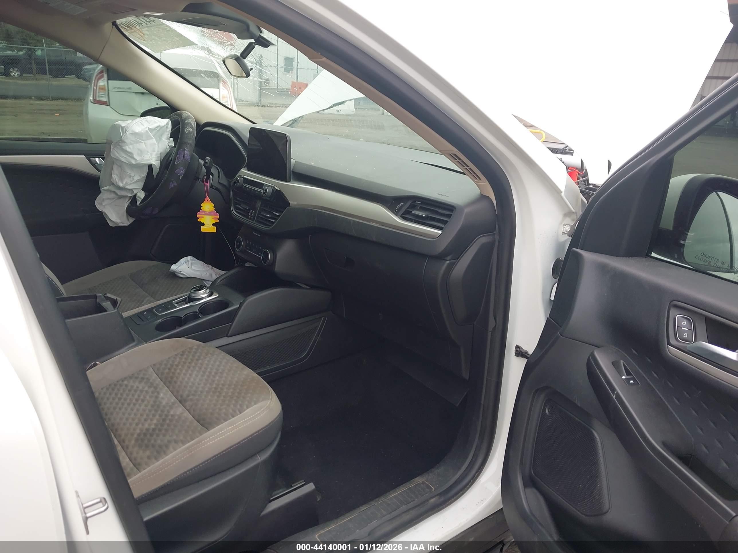FORD ESCAPE image 5