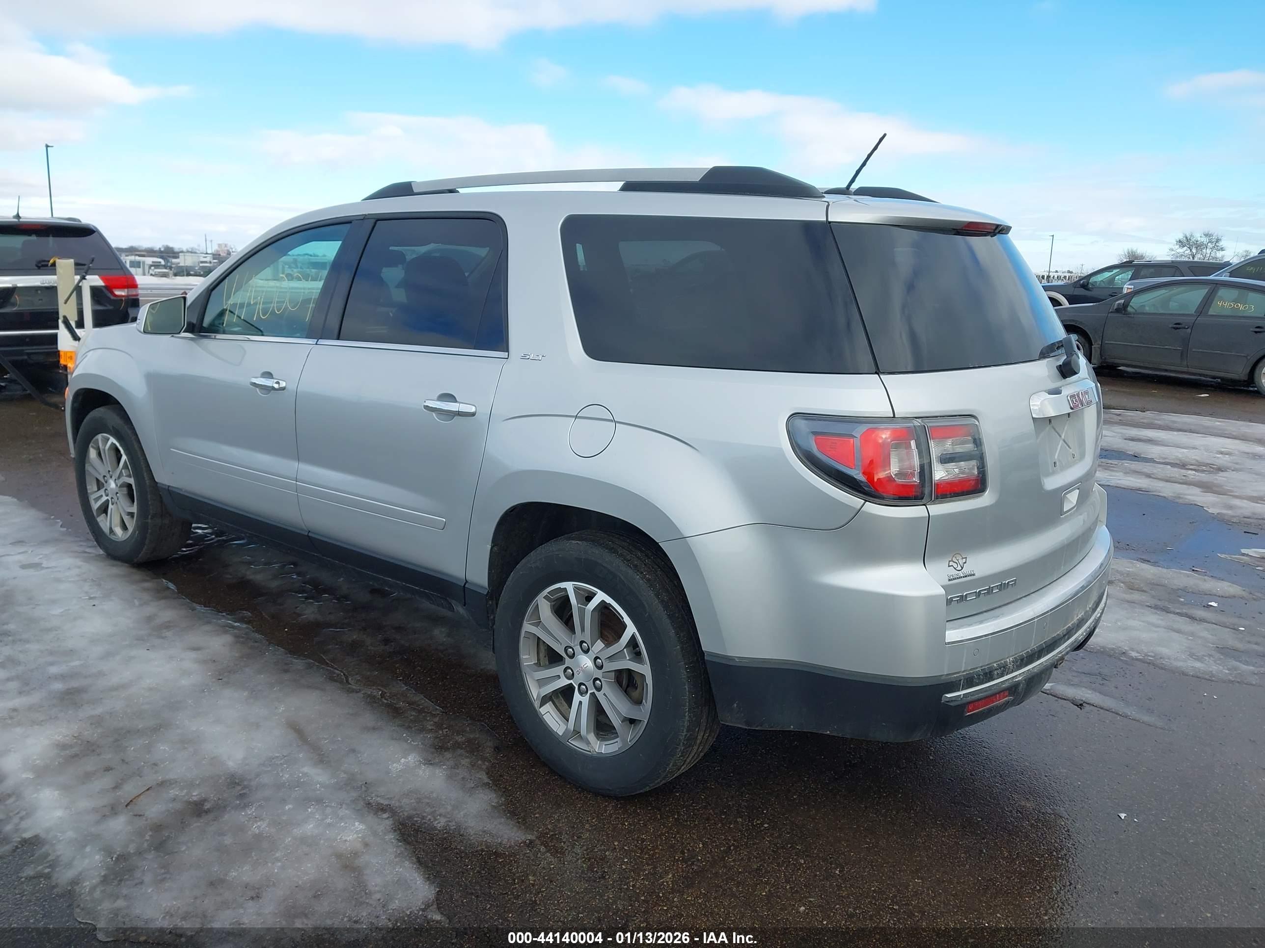 GMC ACADIA image 3