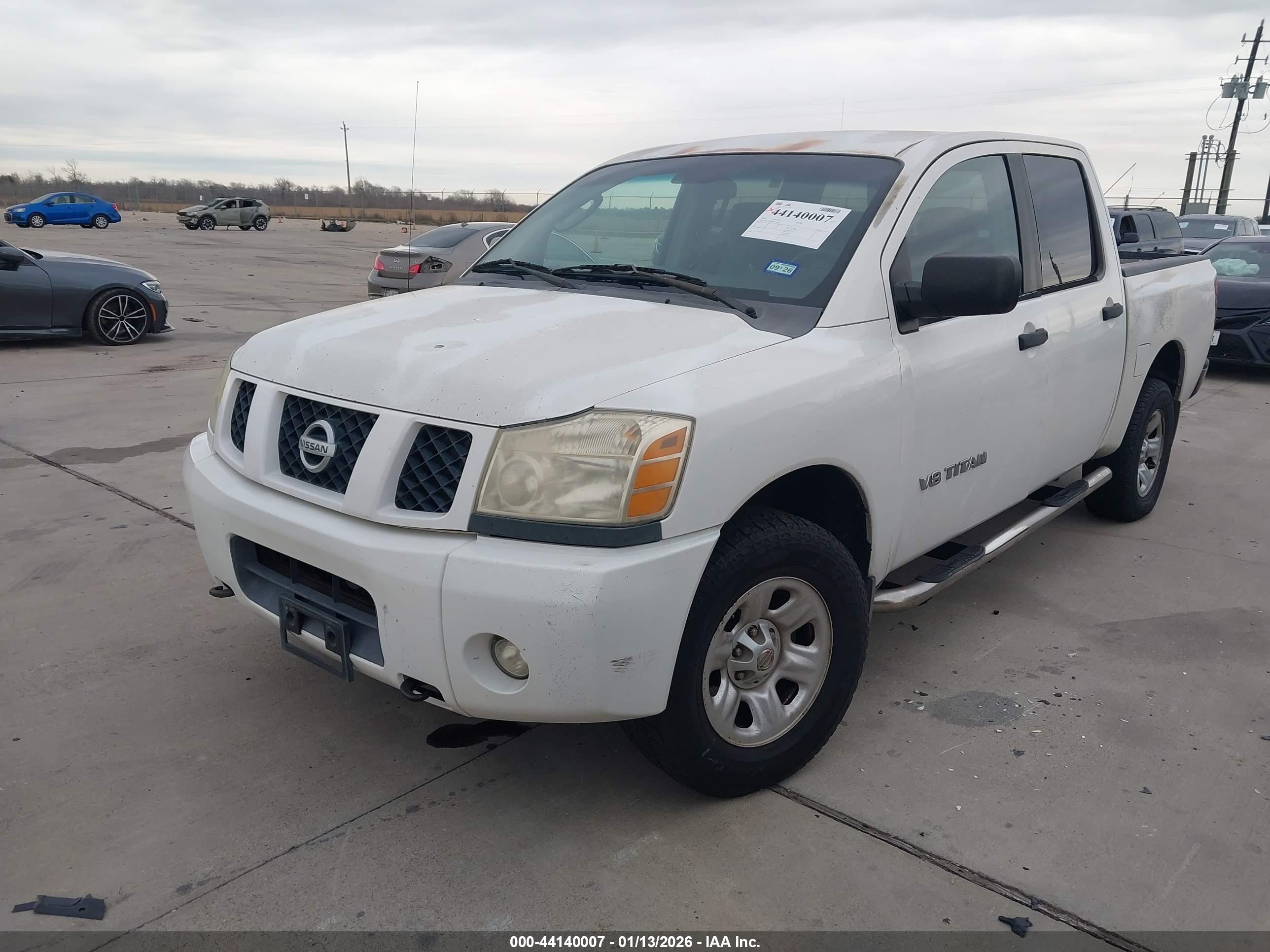 NISSAN TITAN image 2