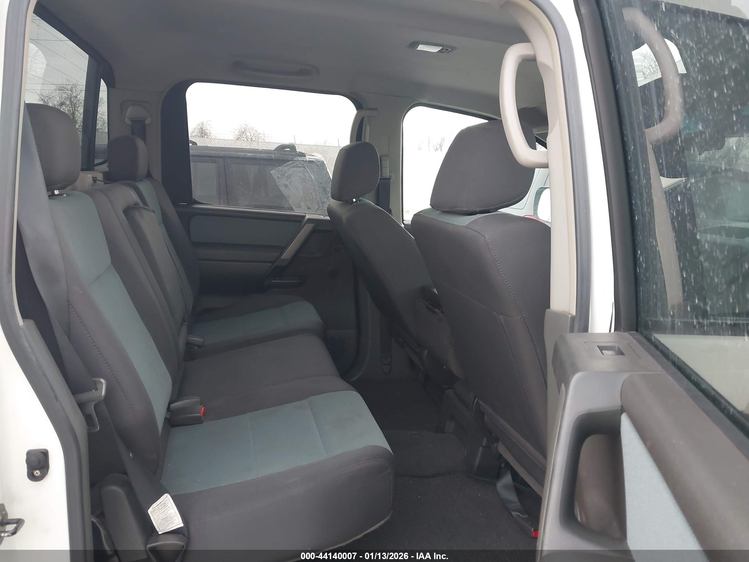 NISSAN TITAN image 8