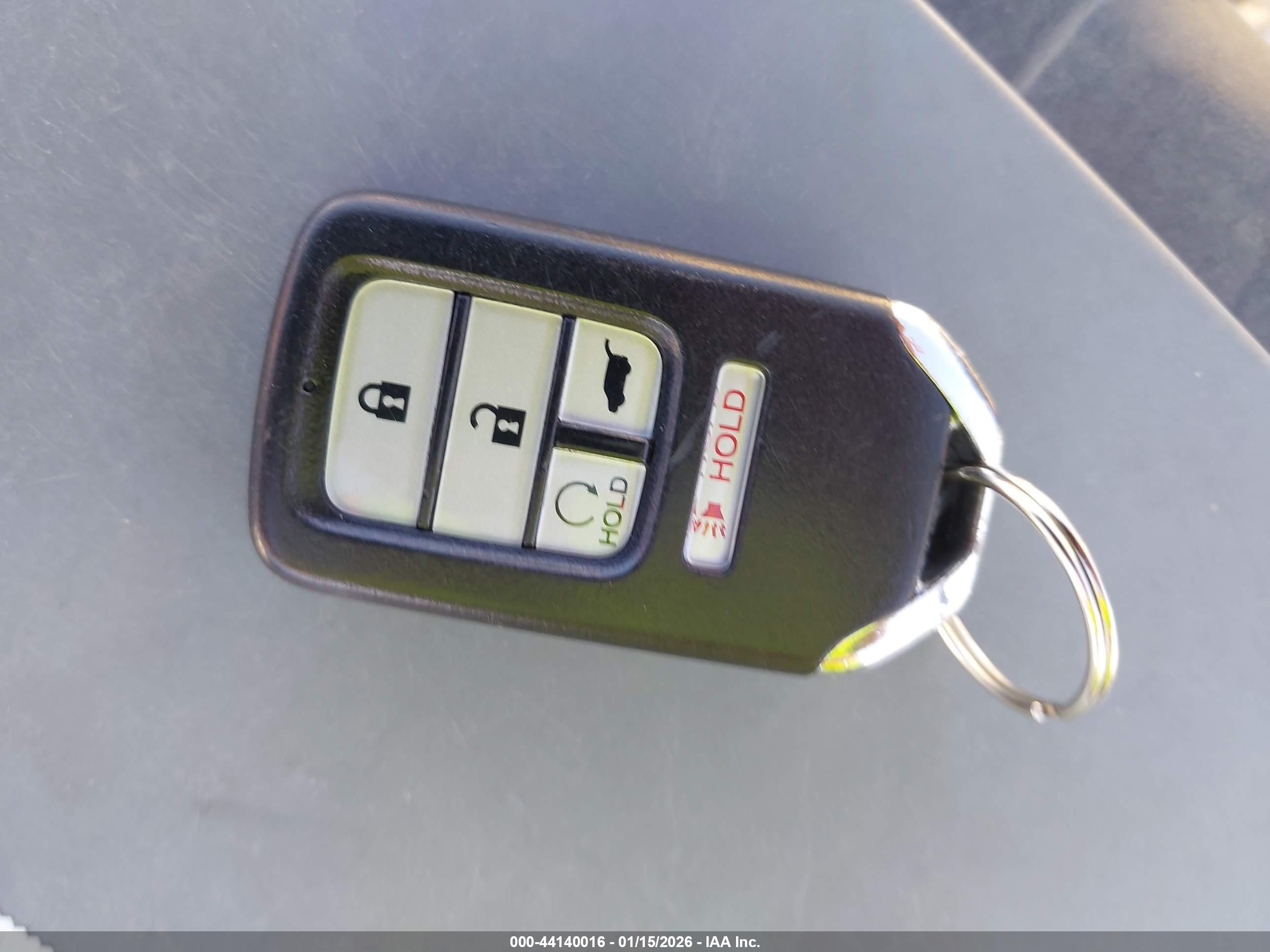HONDA CR-V image 11