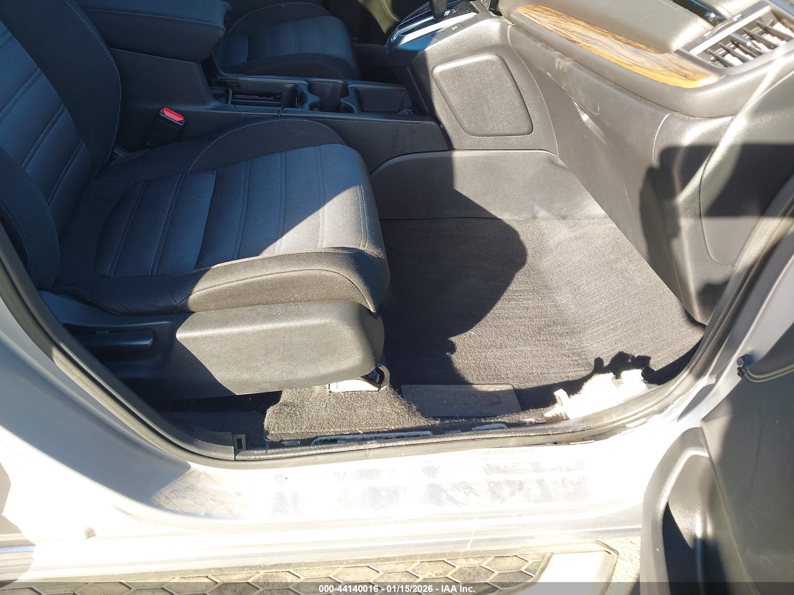 HONDA CR-V image 6