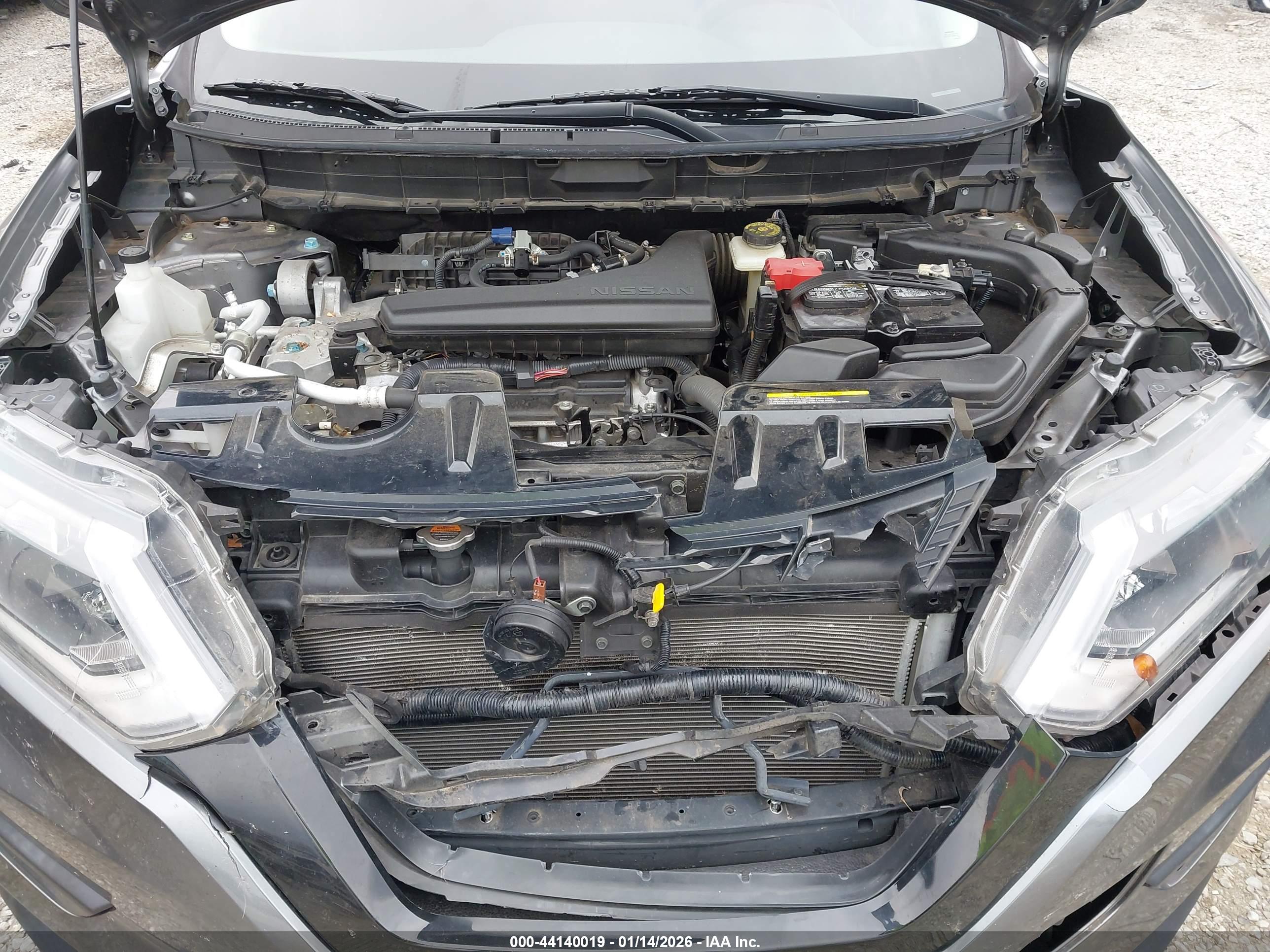 NISSAN ROGUE image 10