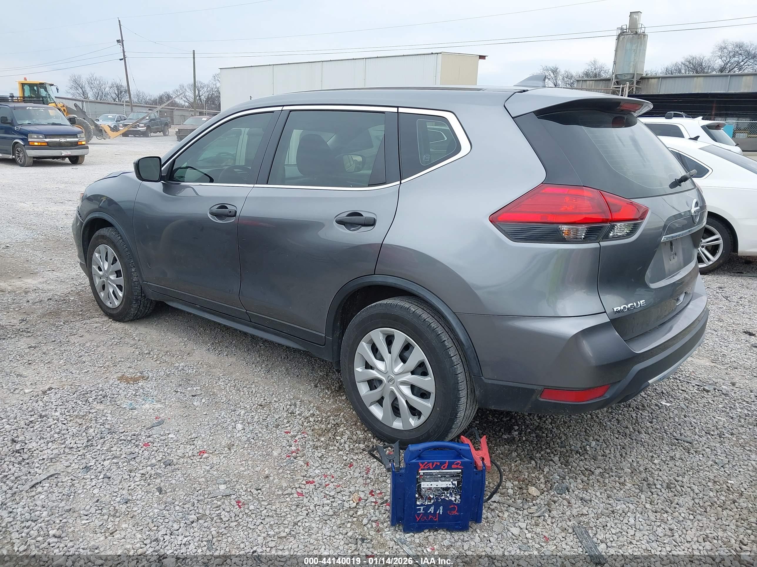 NISSAN ROGUE image 3