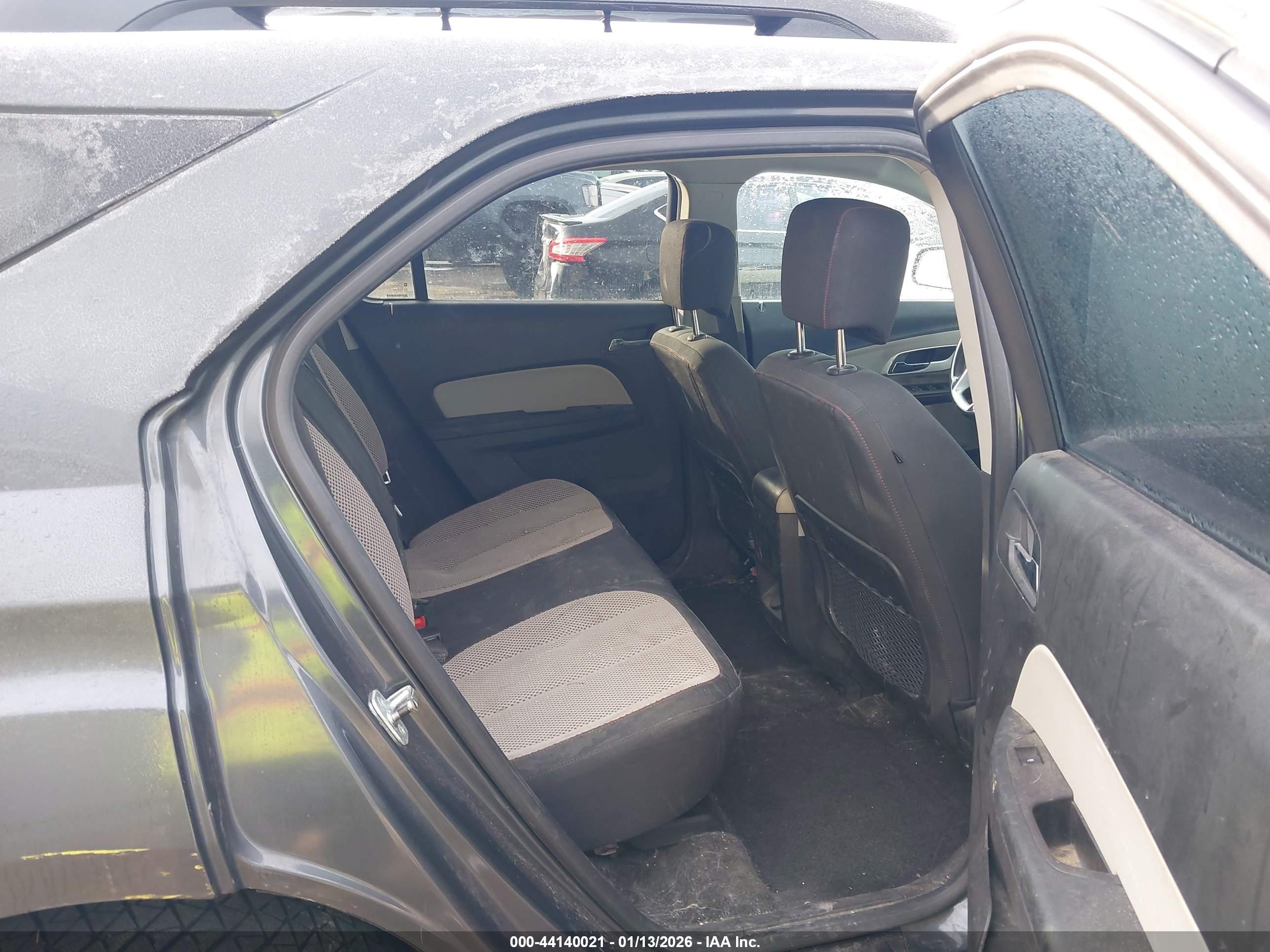 CHEVROLET EQUINOX image 8