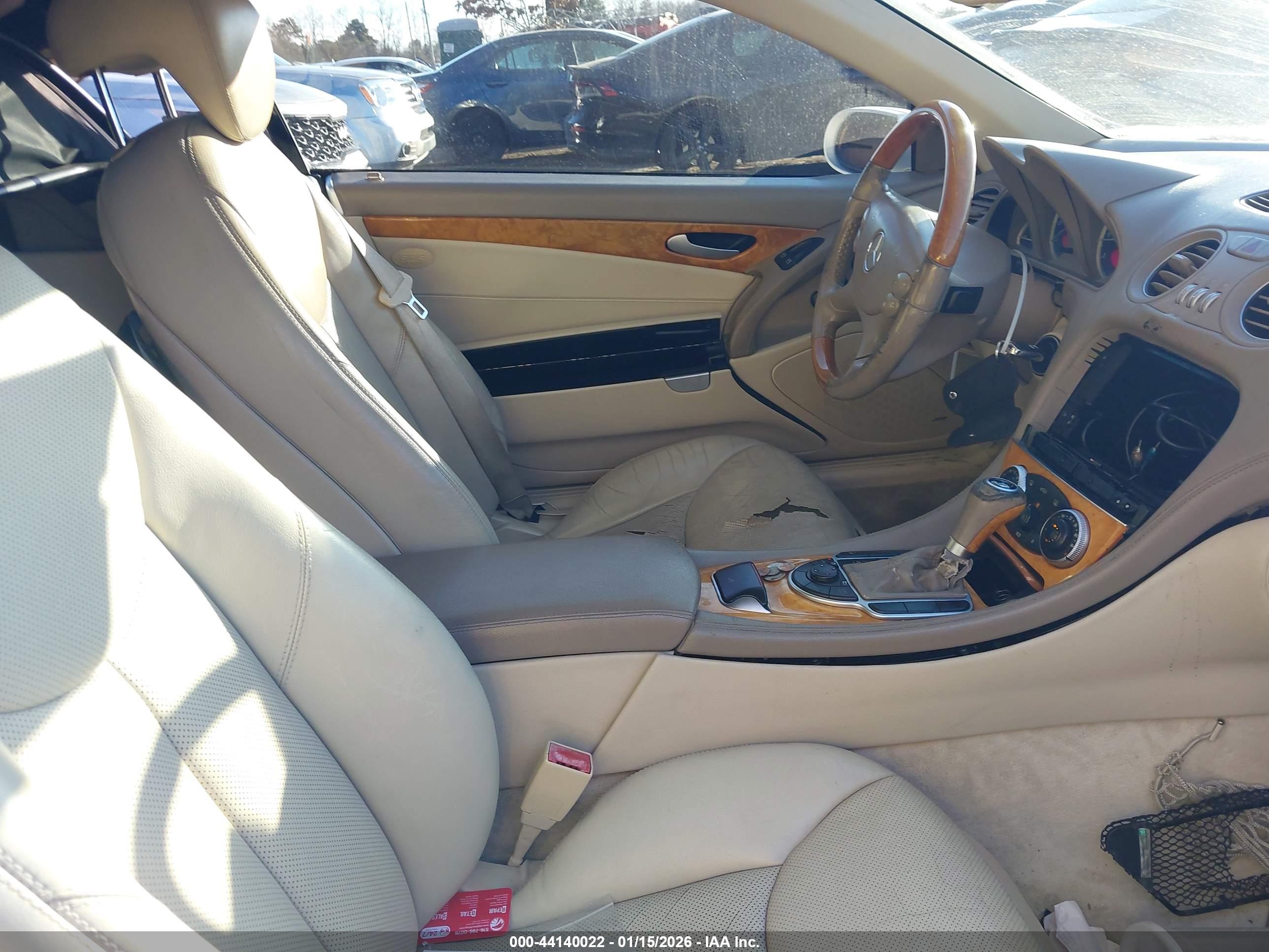 MERCEDES-BENZ SL image 5