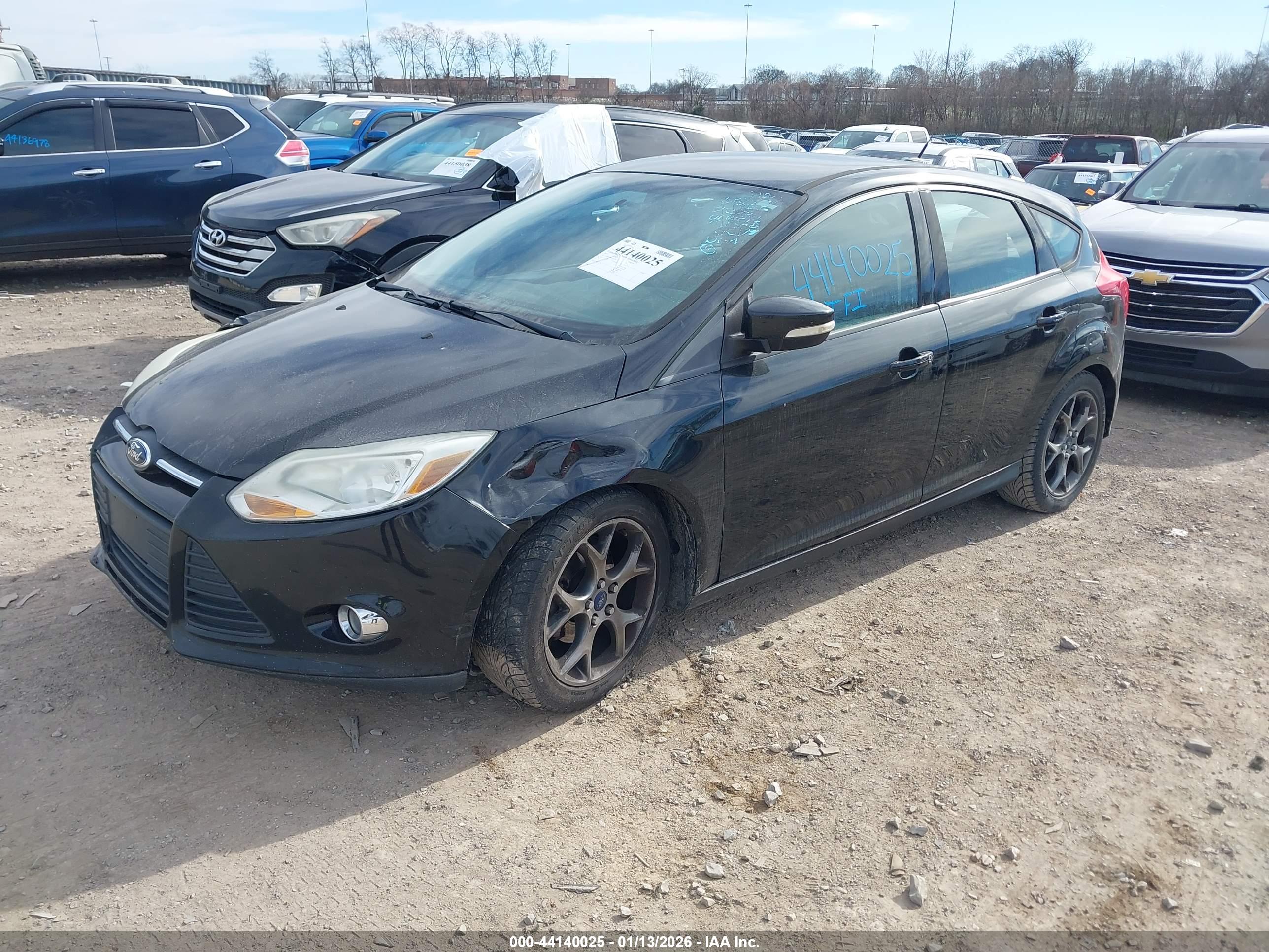 FORD FOCUS image 2
