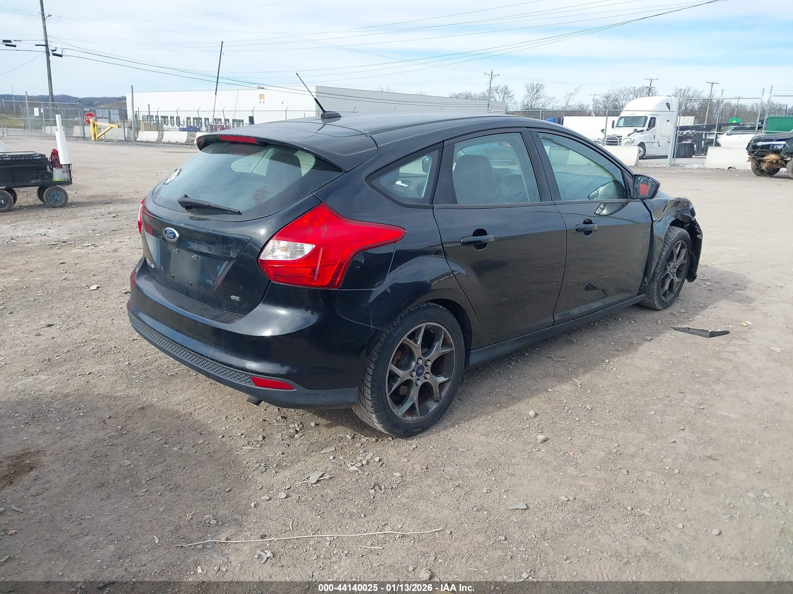 FORD FOCUS image 4