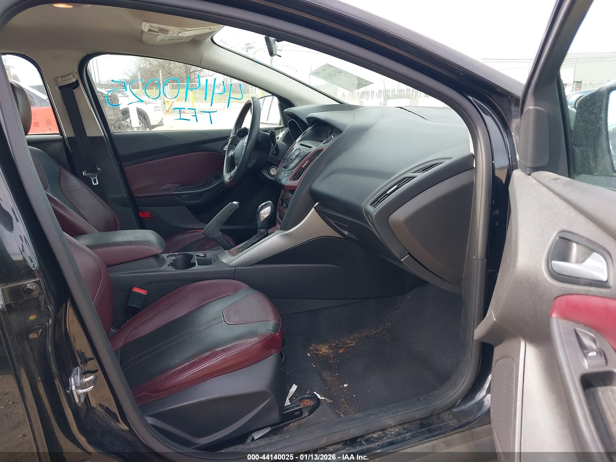 FORD FOCUS image 5