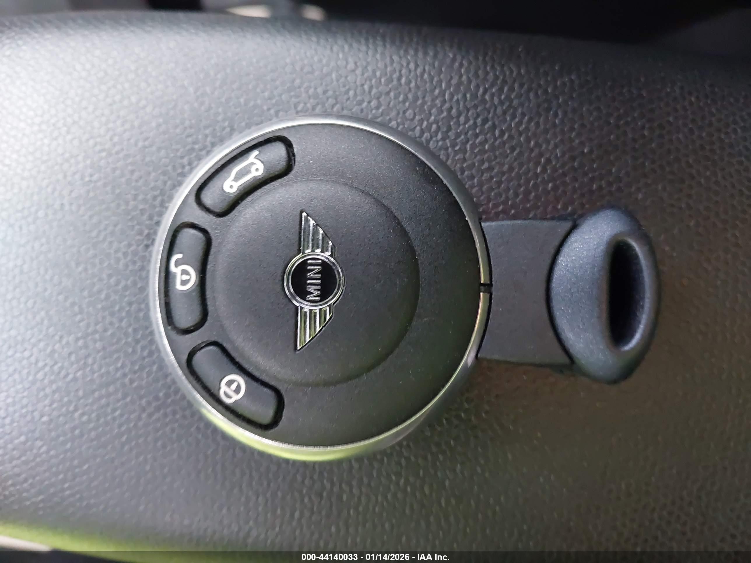 MINI COUNTRYMAN image 11