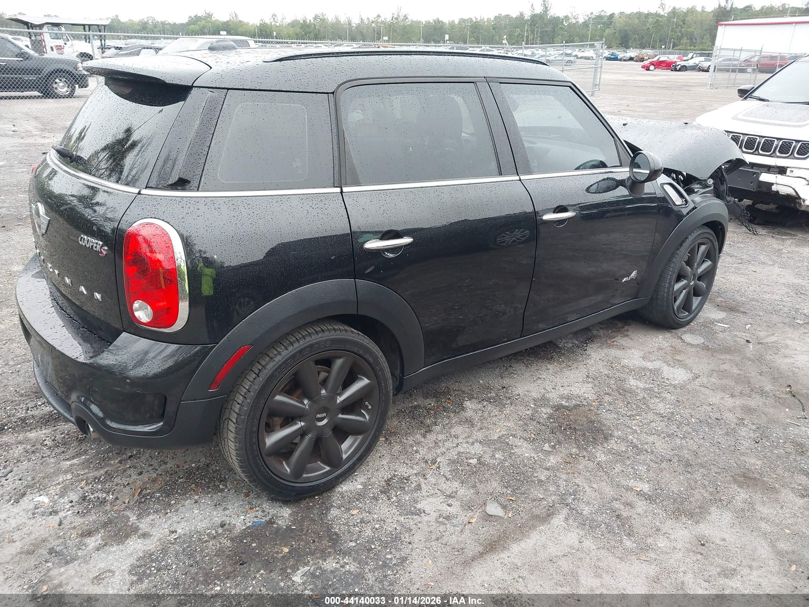 MINI COUNTRYMAN image 4