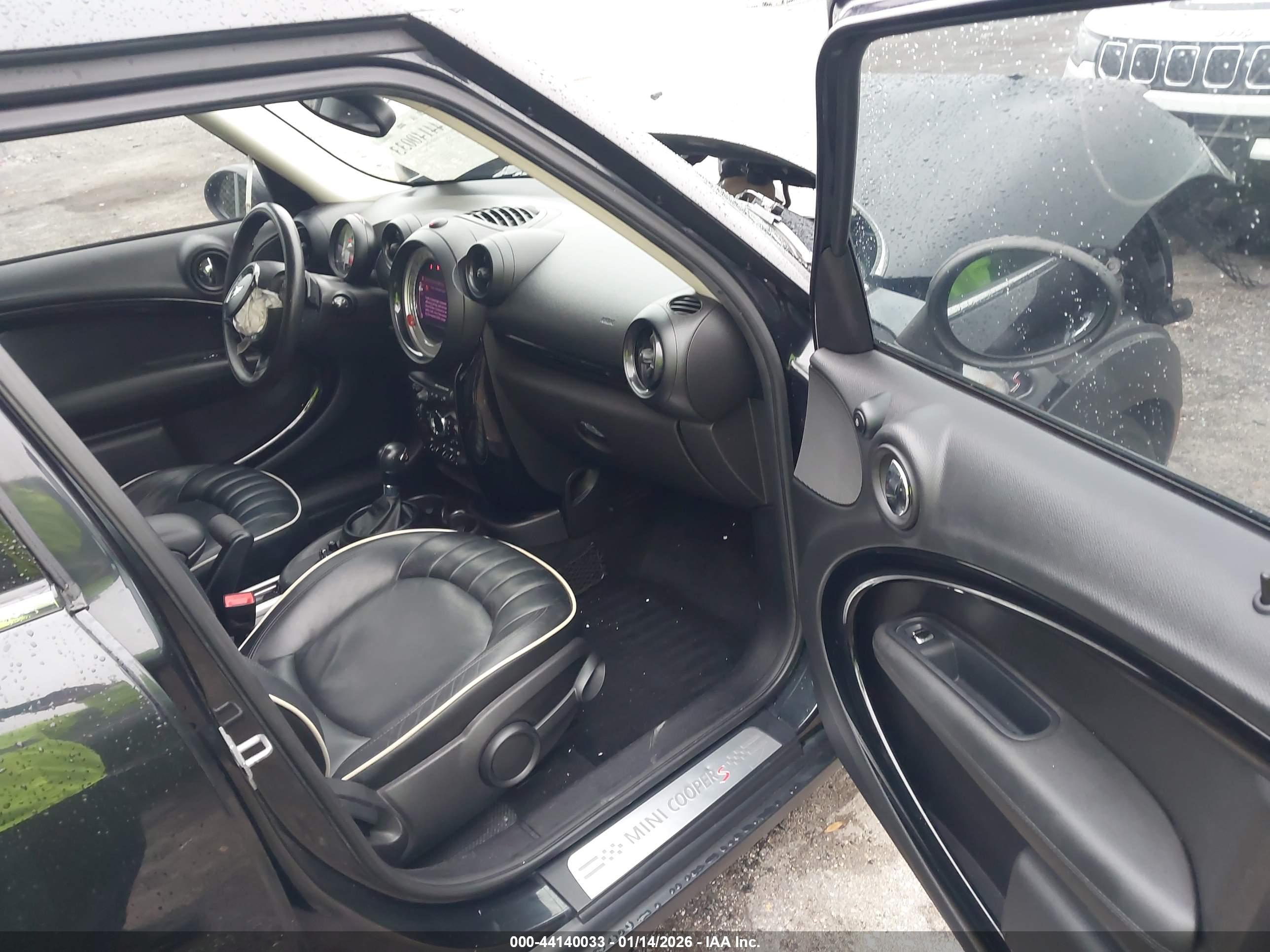 MINI COUNTRYMAN image 5
