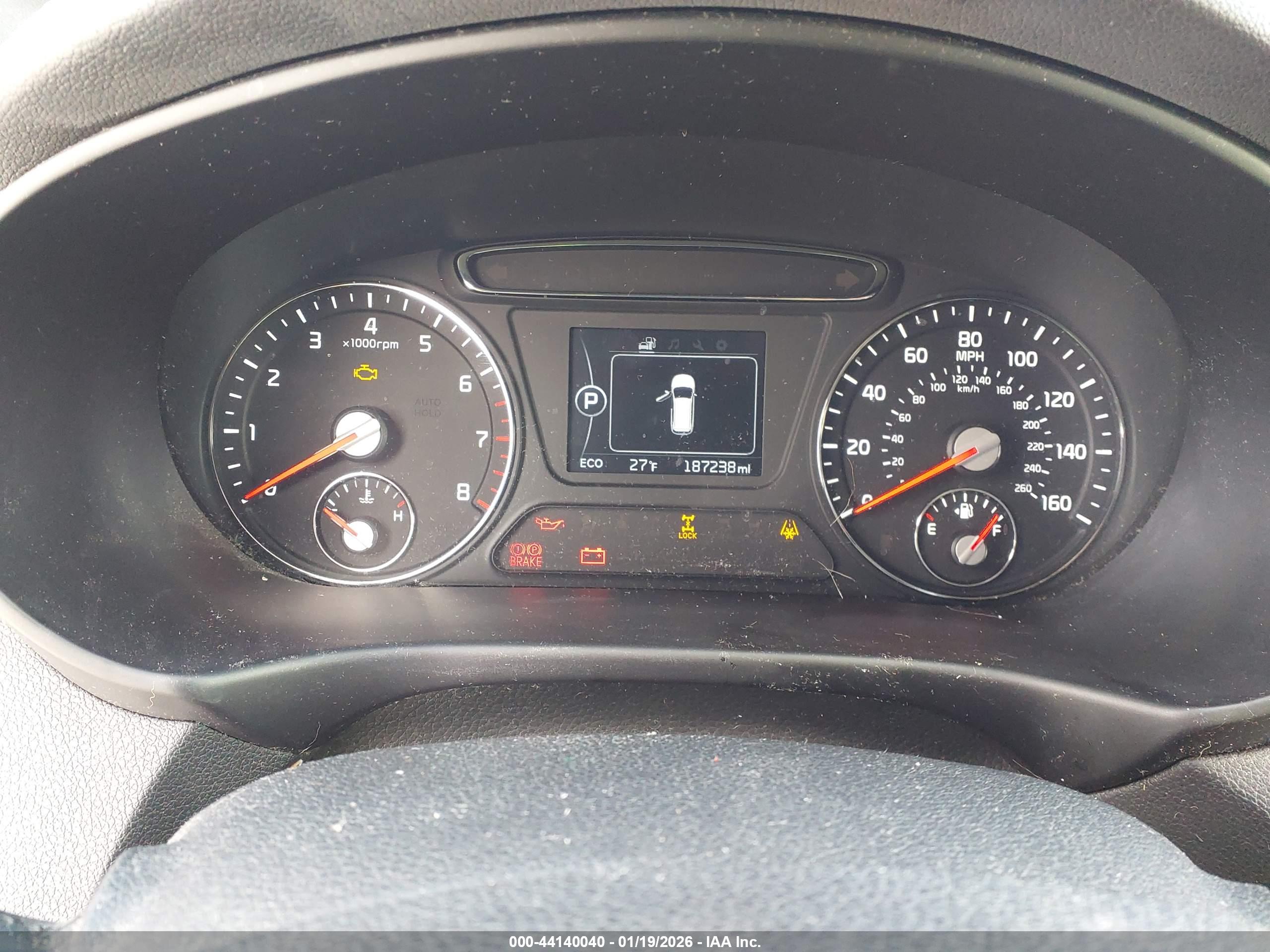 KIA SORENTO image 7