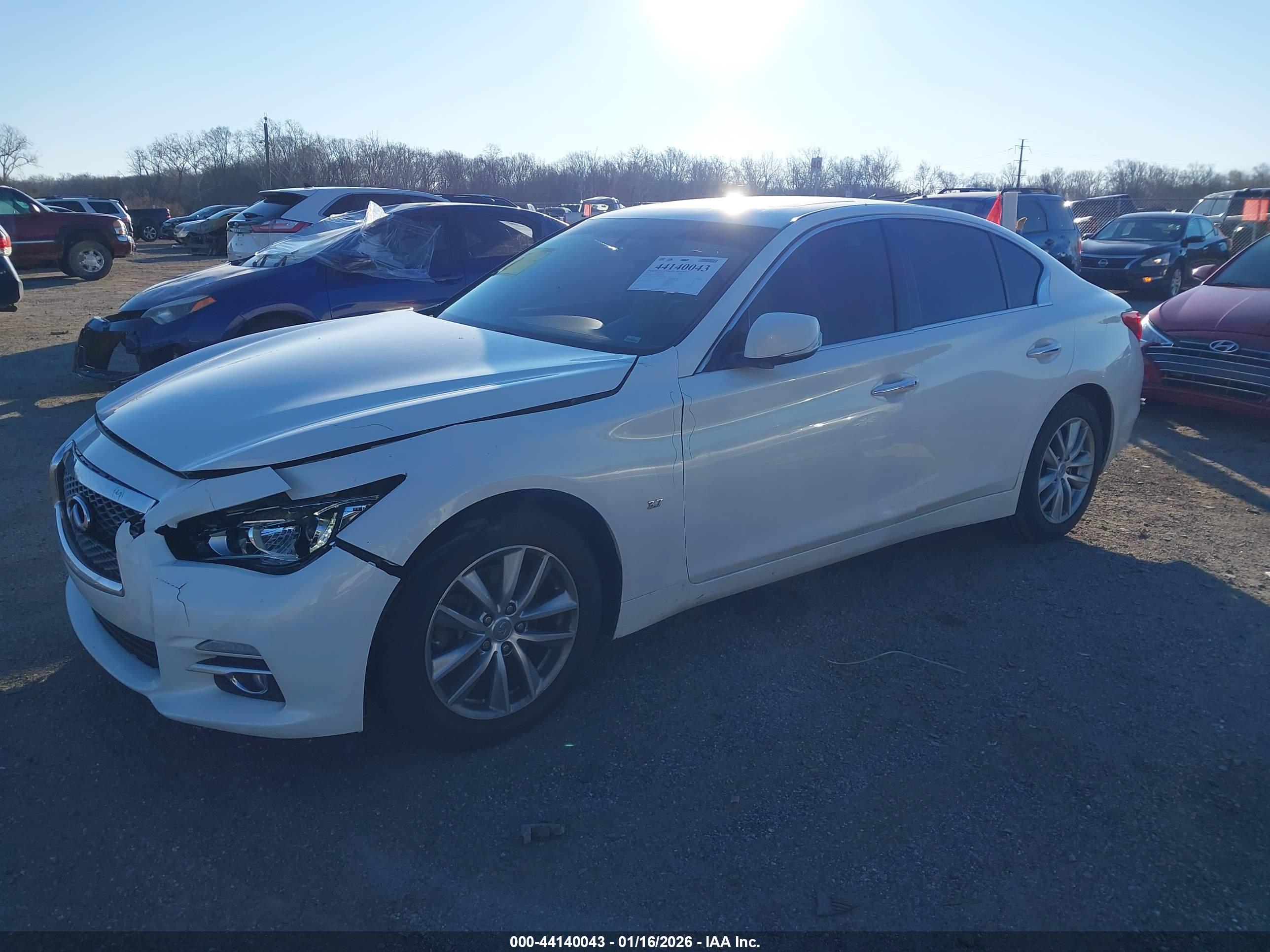 INFINITI Q50 image 2