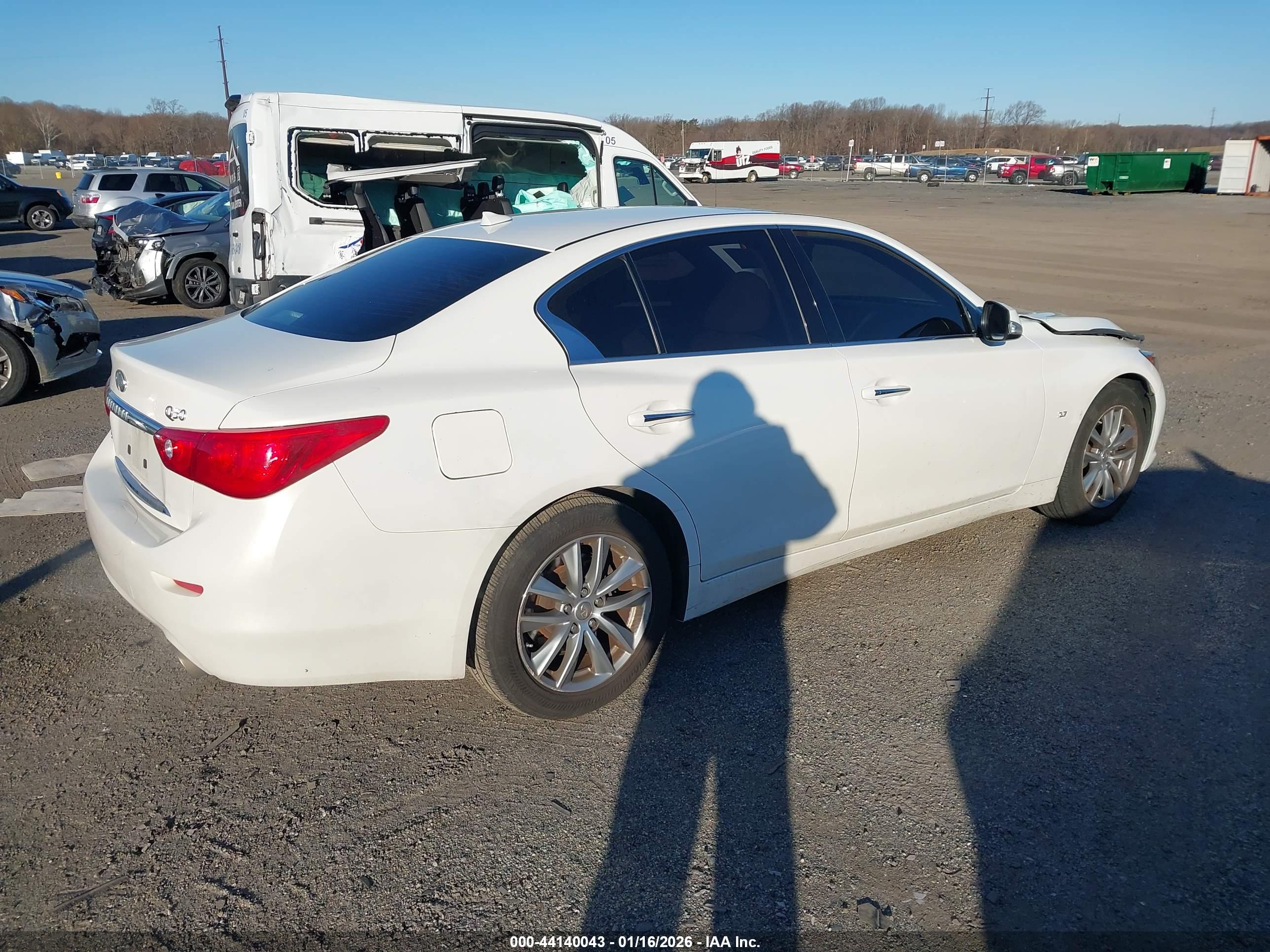 INFINITI Q50 image 4