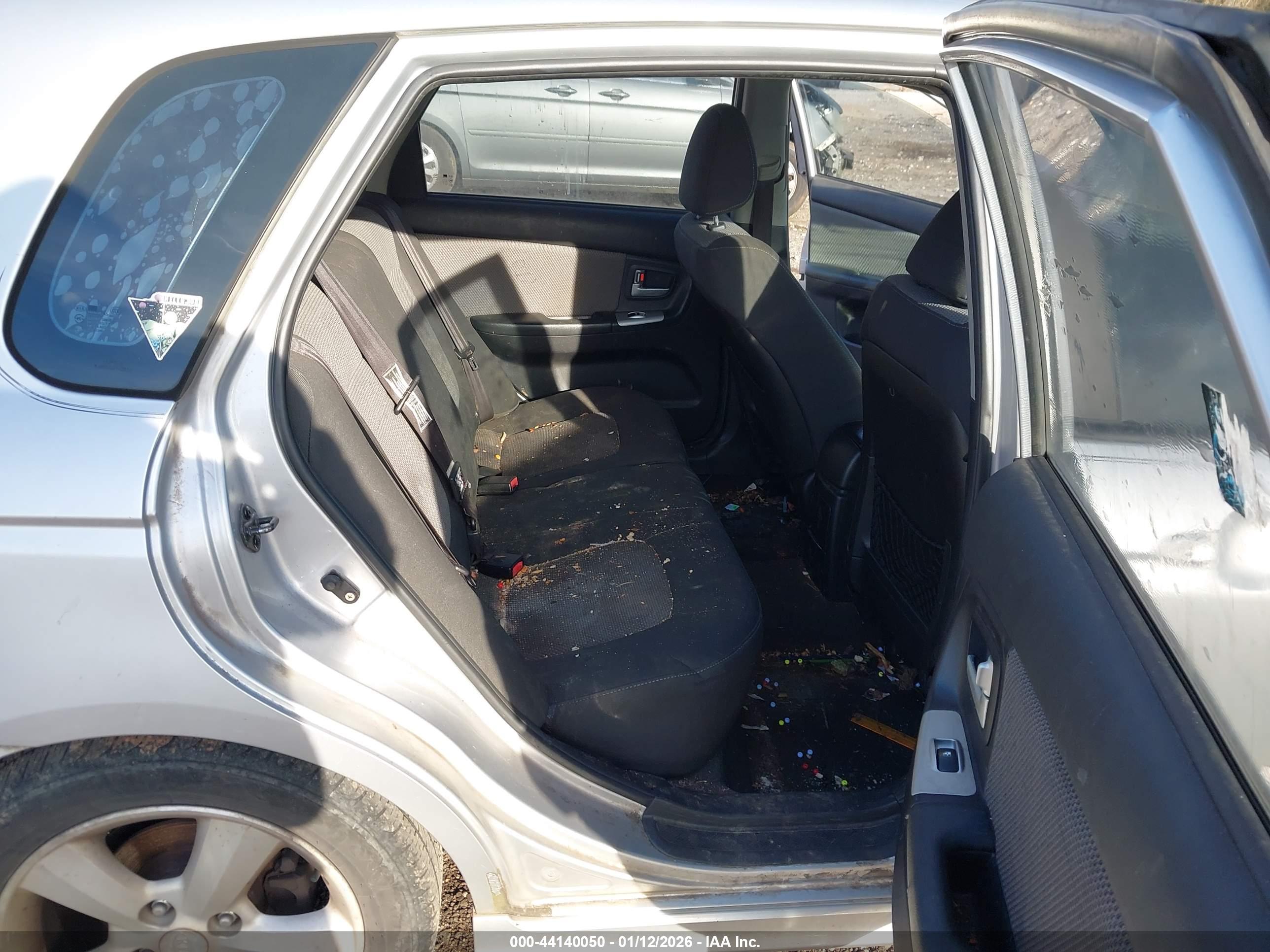 KIA SPECTRA5 image 8