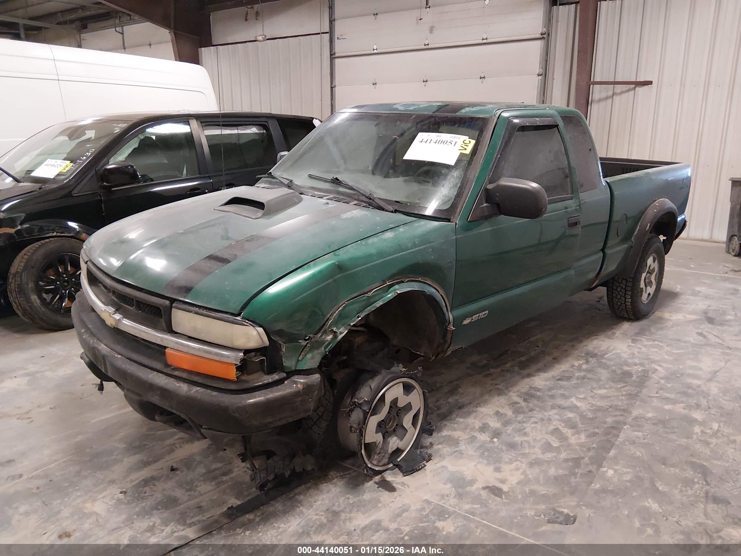 CHEVROLET S-10 image 2