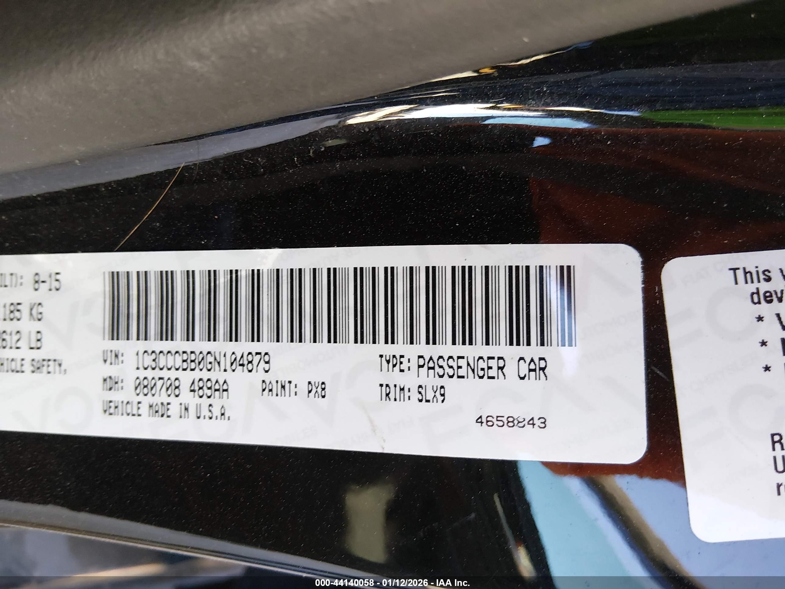 CHRYSLER 200 image 9