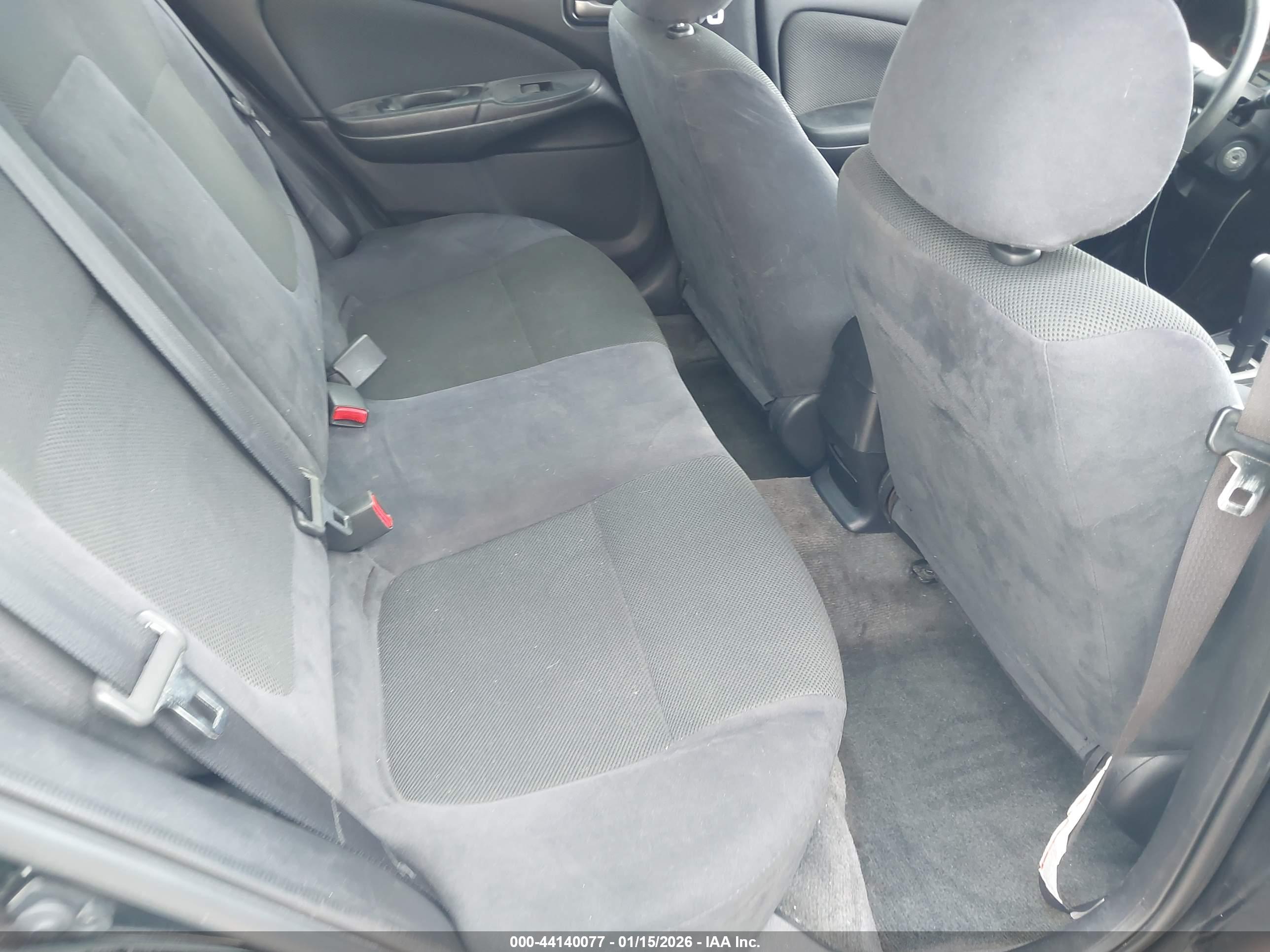 NISSAN SENTRA image 8