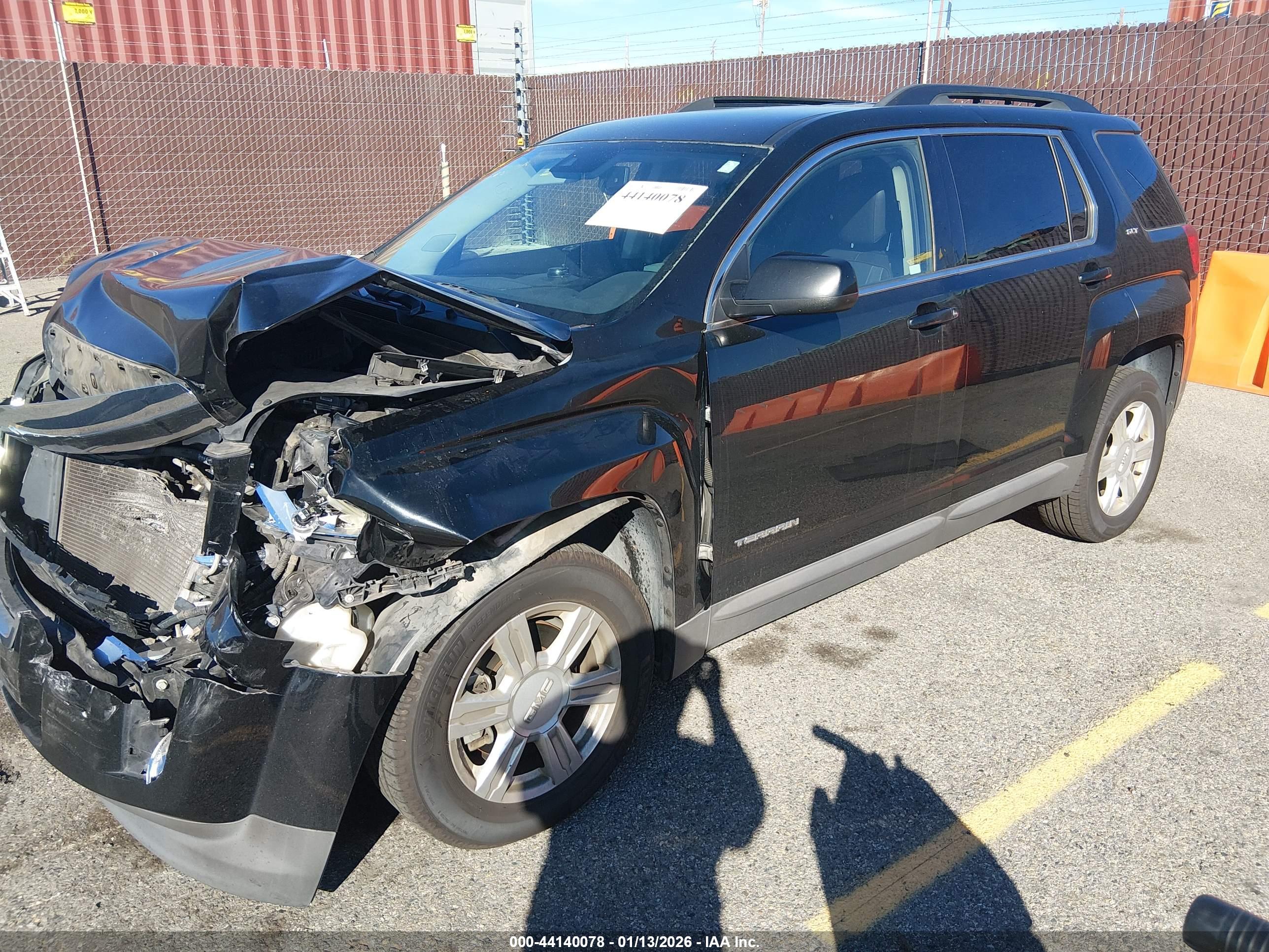 GMC TERRAIN image 2