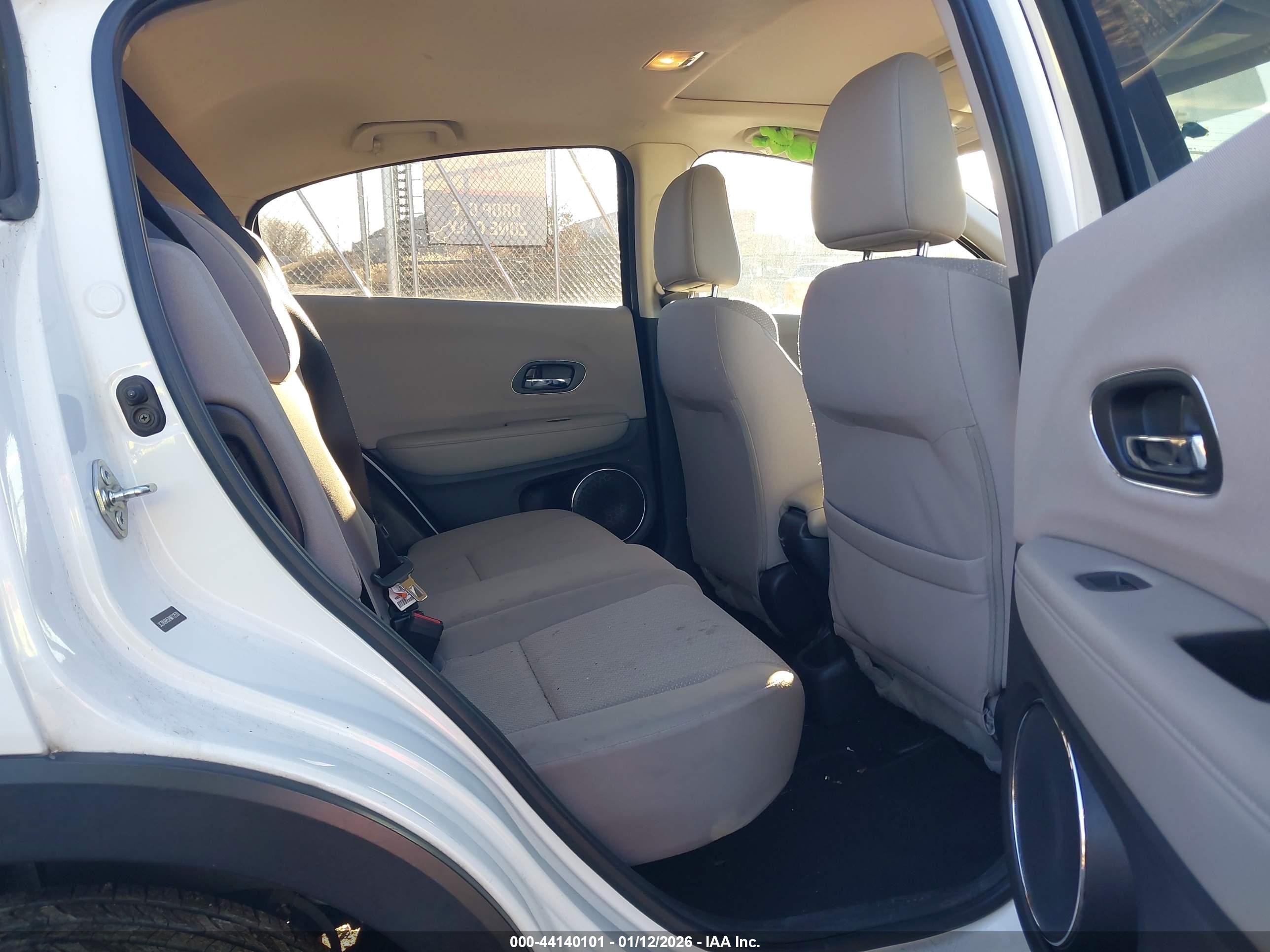 HONDA HR-V image 8