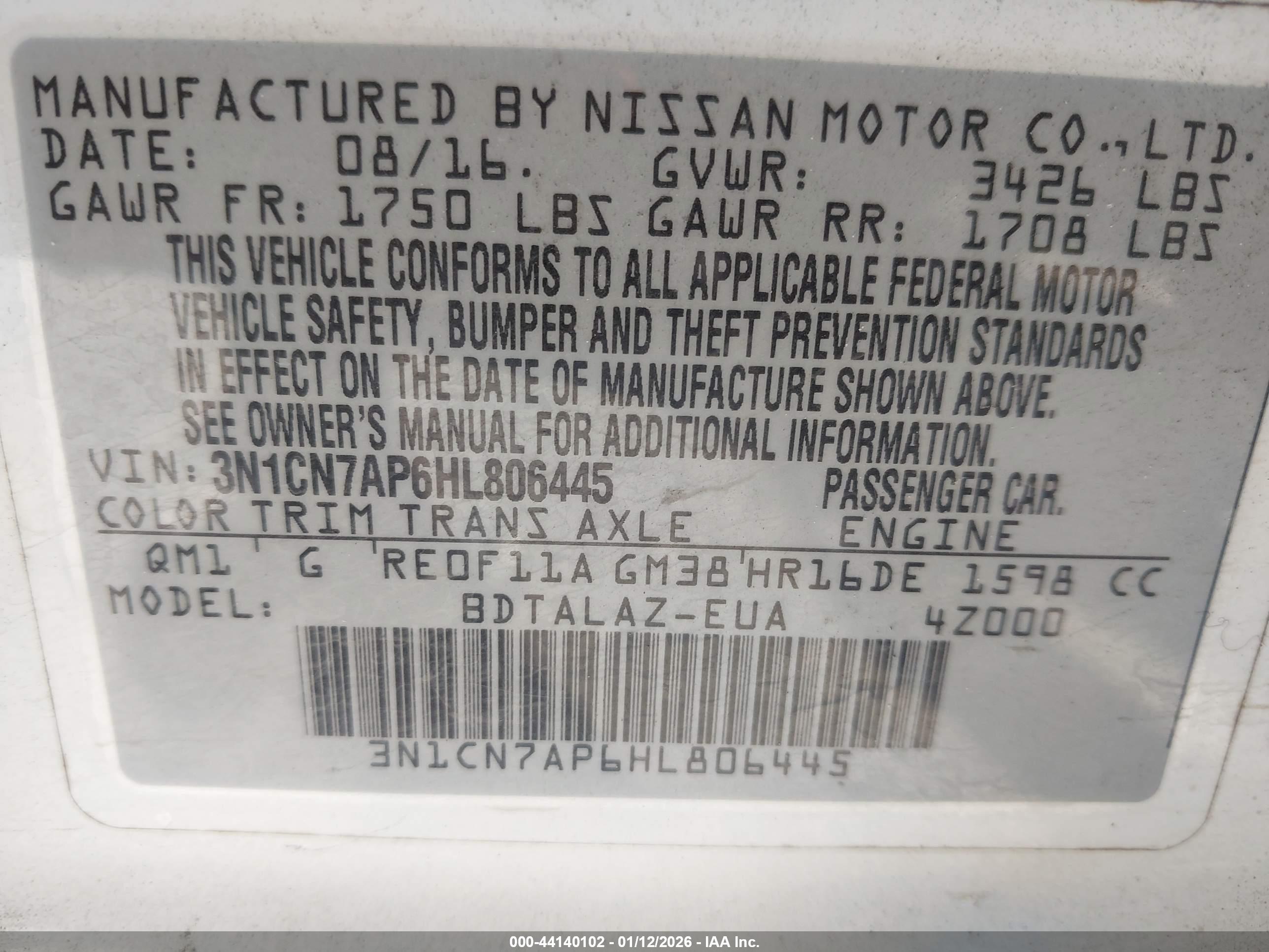 NISSAN VERSA image 9