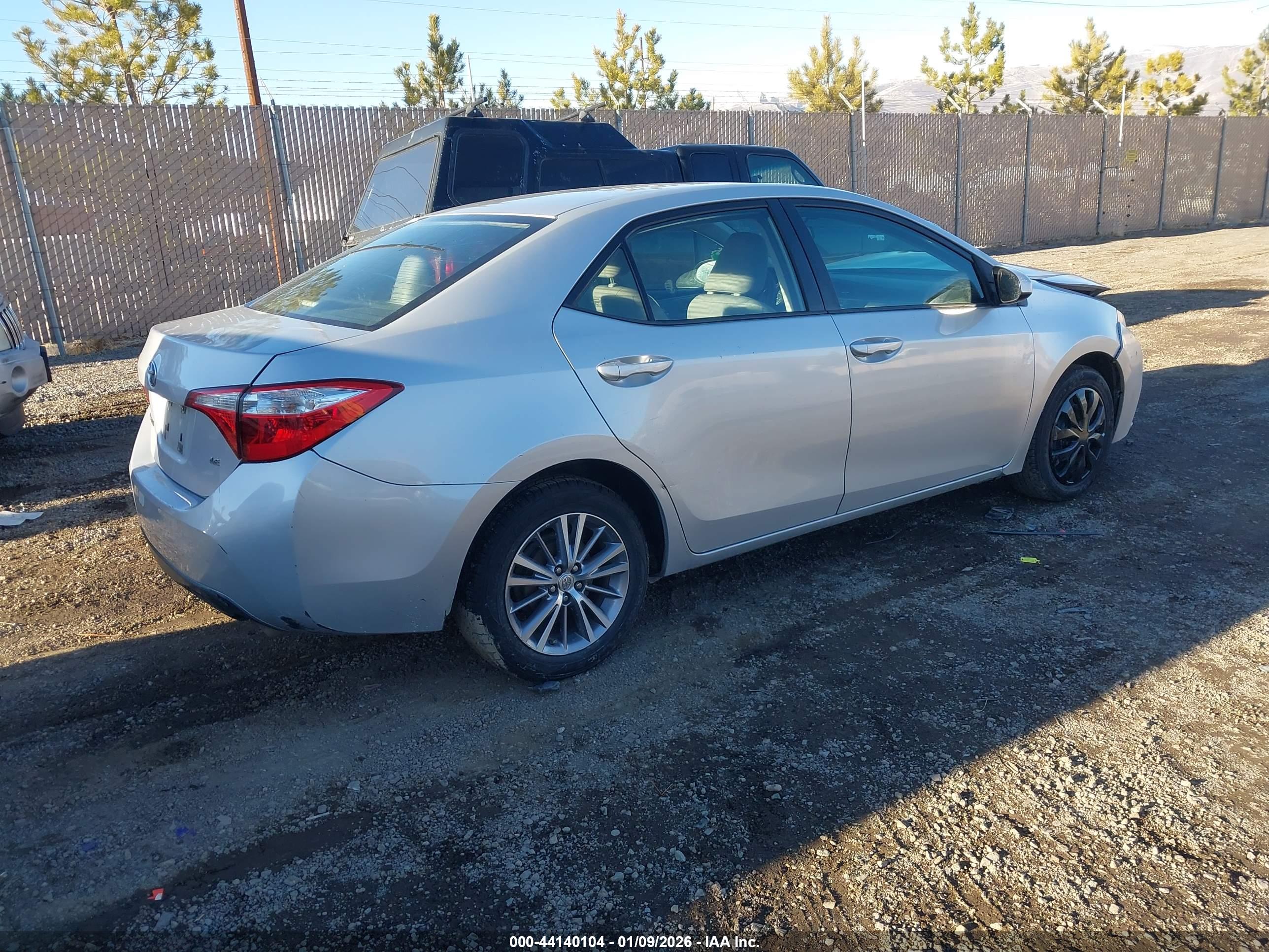 TOYOTA COROLLA image 4